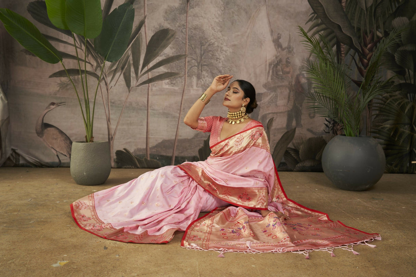 Vishnu Weaves Women's Baby-Pink Paithani Silk Saree with Blouse - Swadesiicart