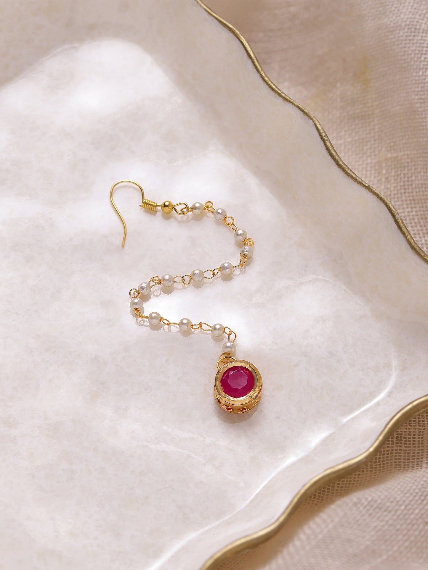 Gold-Polished Maroon Kundan Studded Maang Tikka - Ruby Raang | Swadesiicart