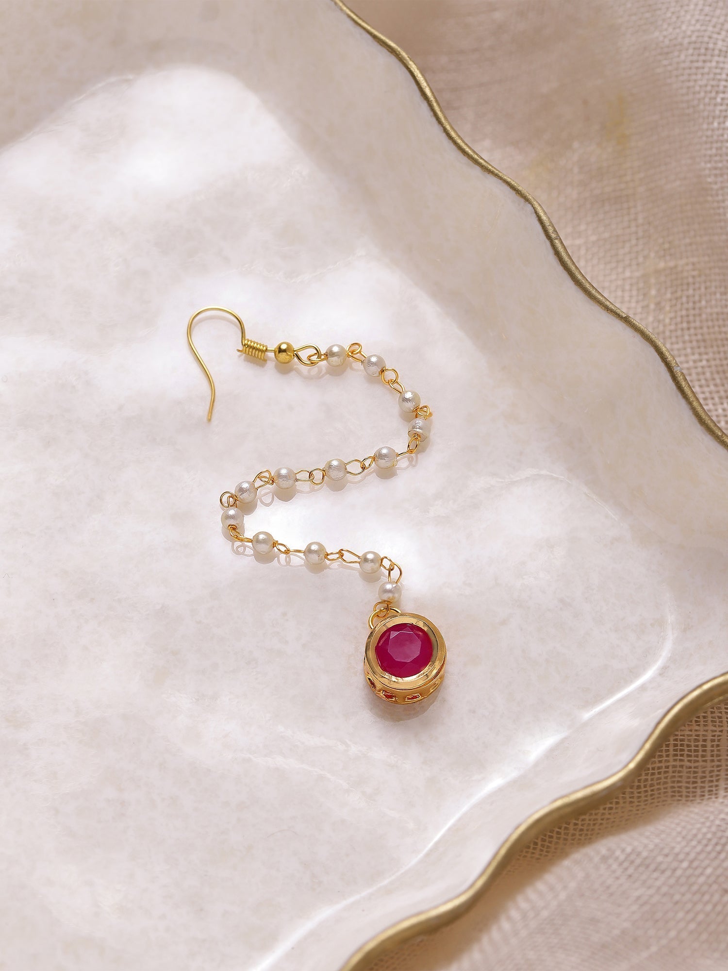 Gold-Polished Maroon Kundan Studded Maang Tikka - Ruby Raang | Swadesiicart