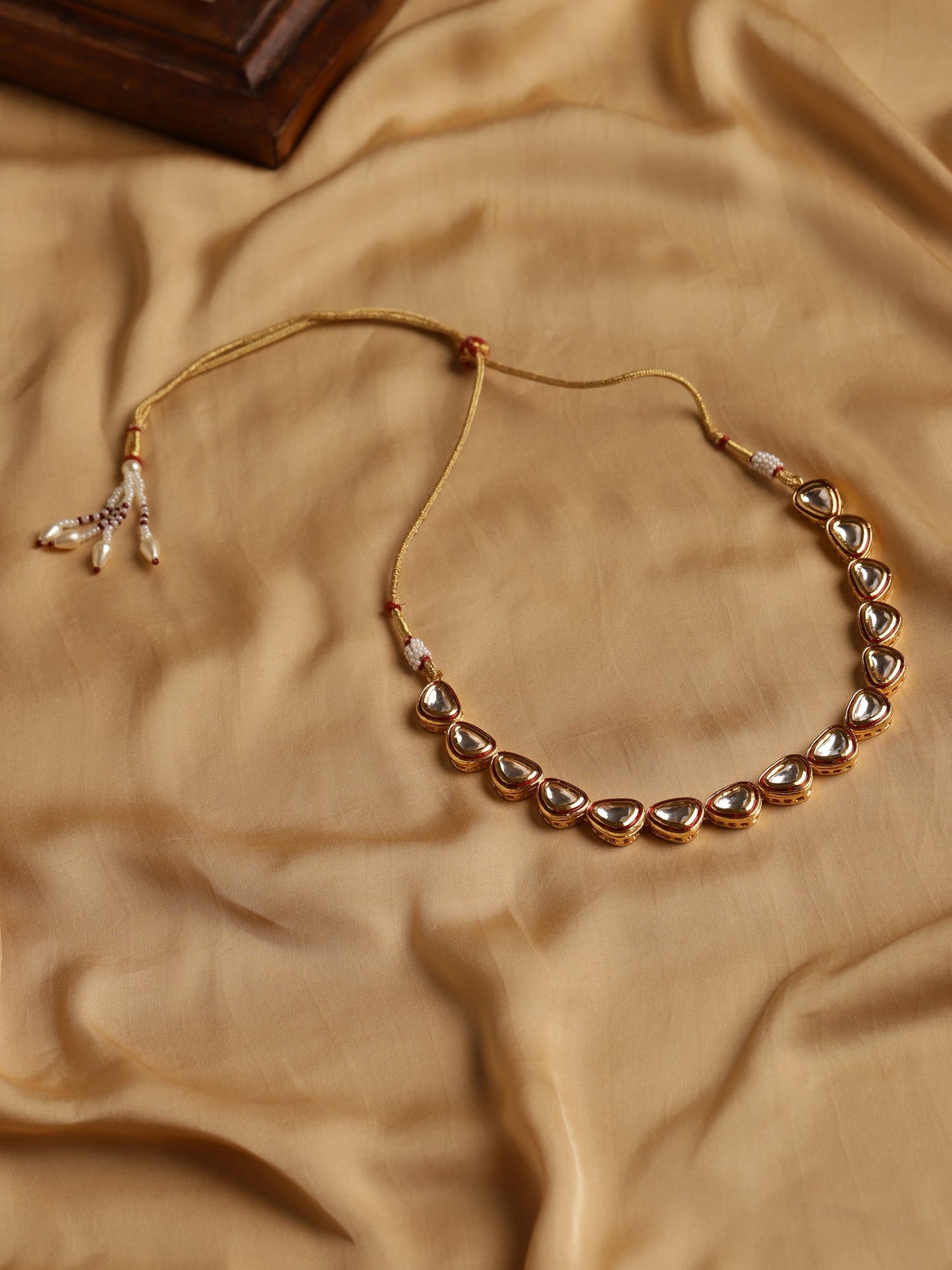 Women's Gold-Polished Kundan Studded Necklace - Ruby Raang | Swadesiicart