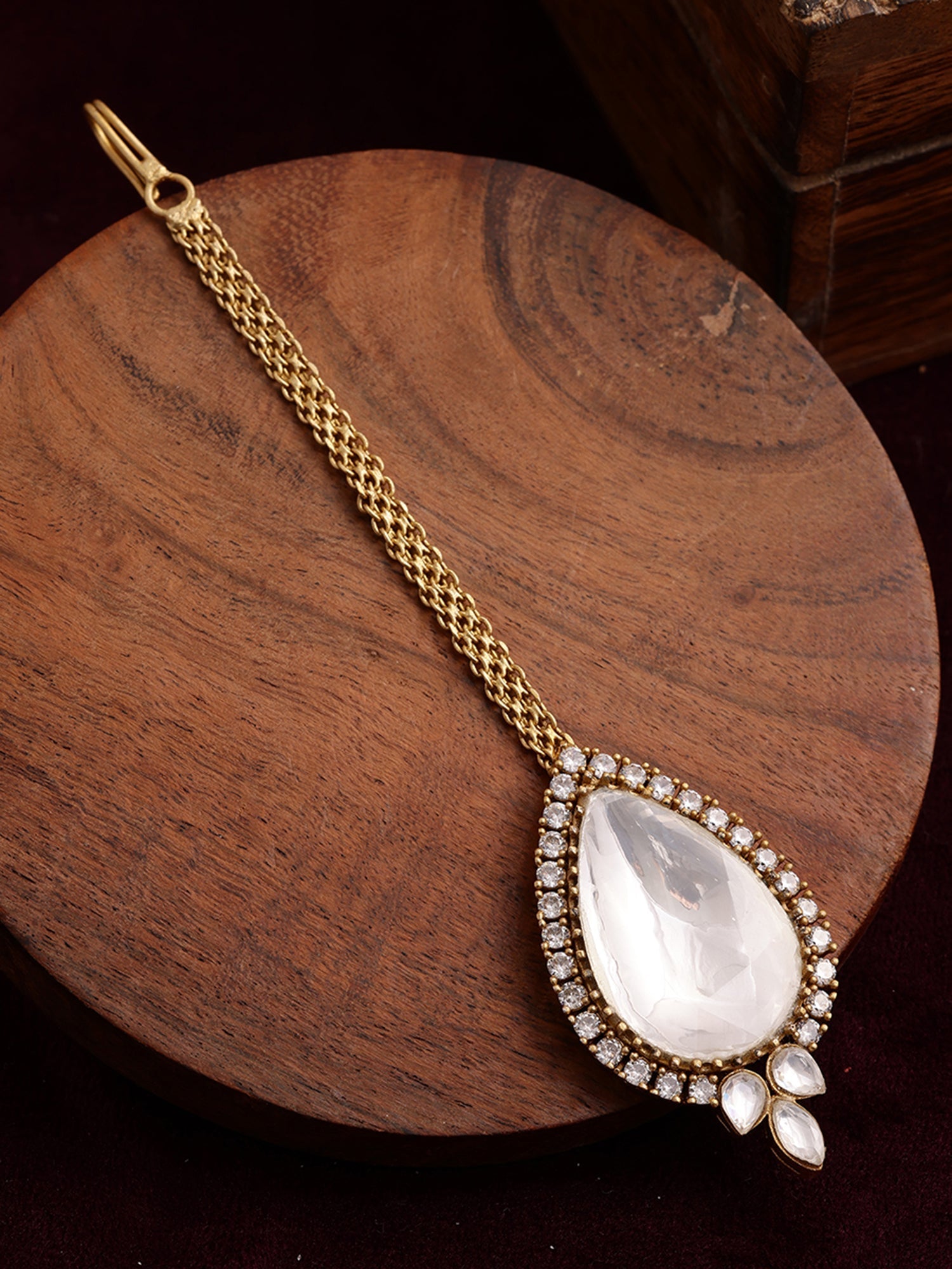 Kundan Maang Tikka with Diamonds - Ruby Raang | Swadesiicart