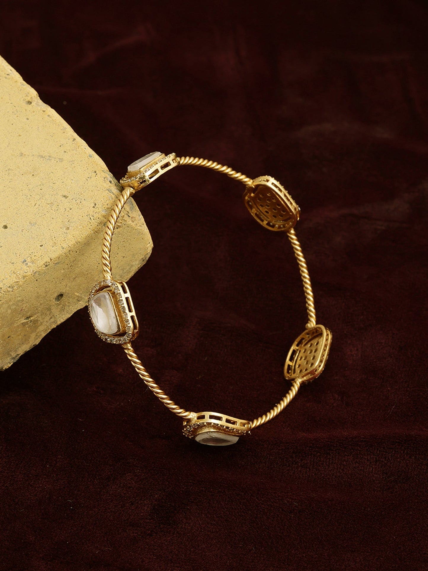 Kundan Bangle - Ruby Raang - Swadesiicart