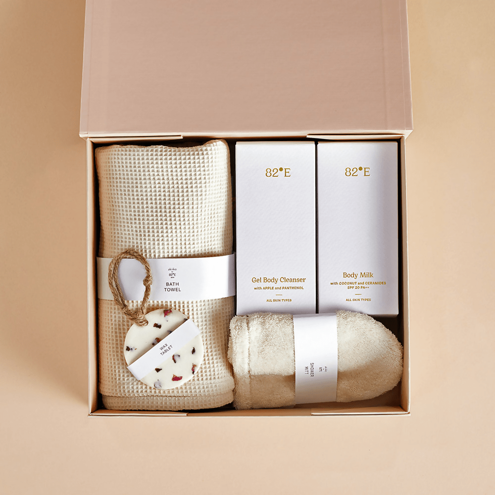 82°E By Deepika Padukone Gift Box for Her Combo | Swadesiicart