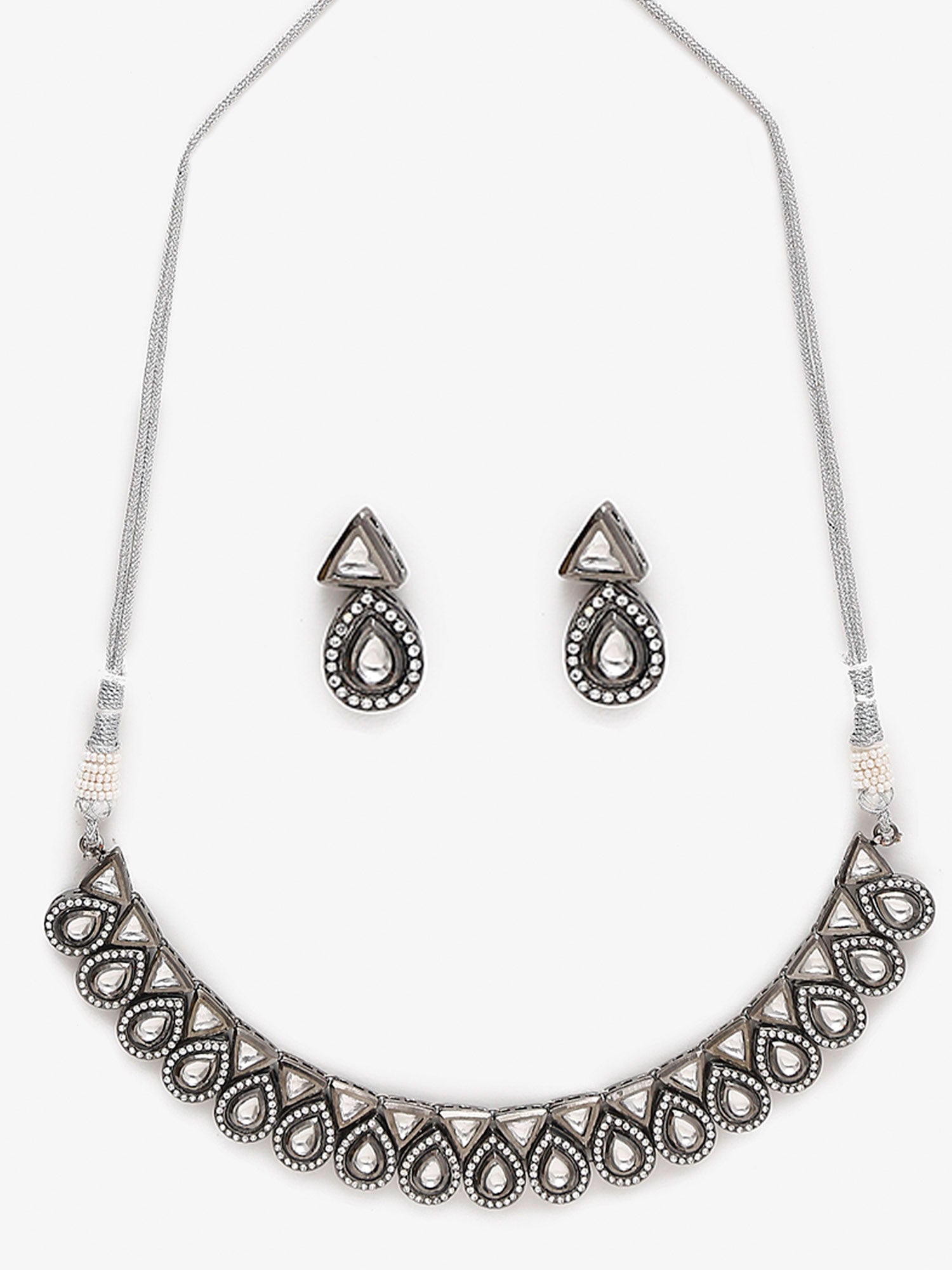 Silver Kundan Choker With Earrings And Maang Tikka - Ruby Raang | Swadesiicart