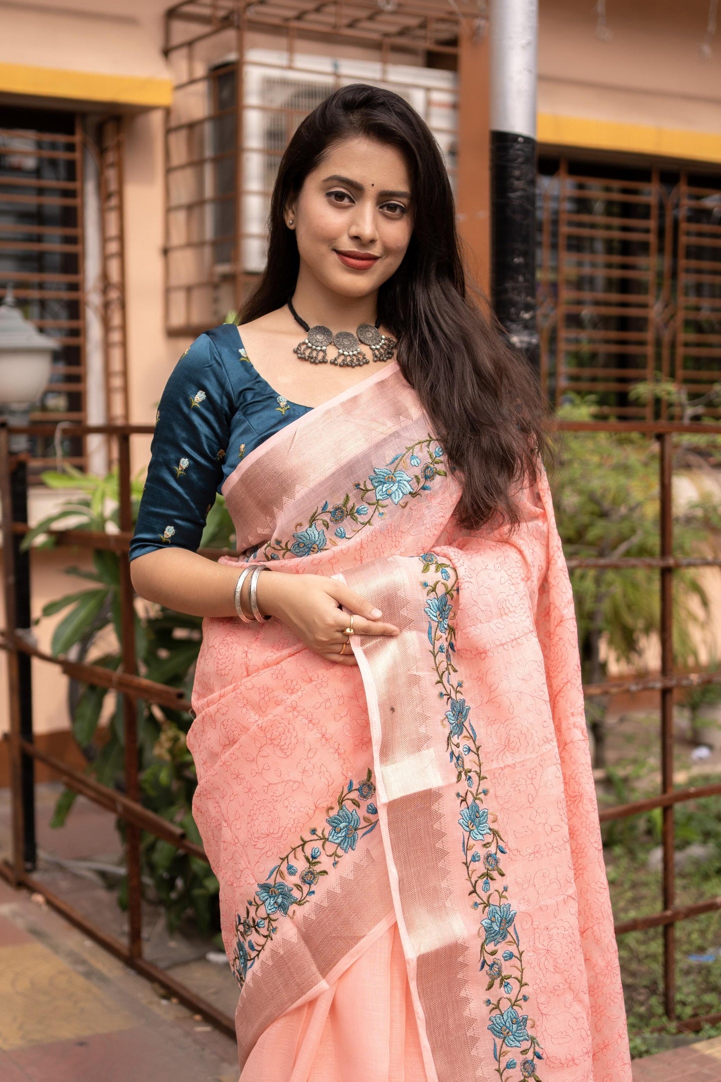 Pink Pure Linen Woven Design Saree with Unstitched Blouse - Hiral Fashion | Swadesiicart