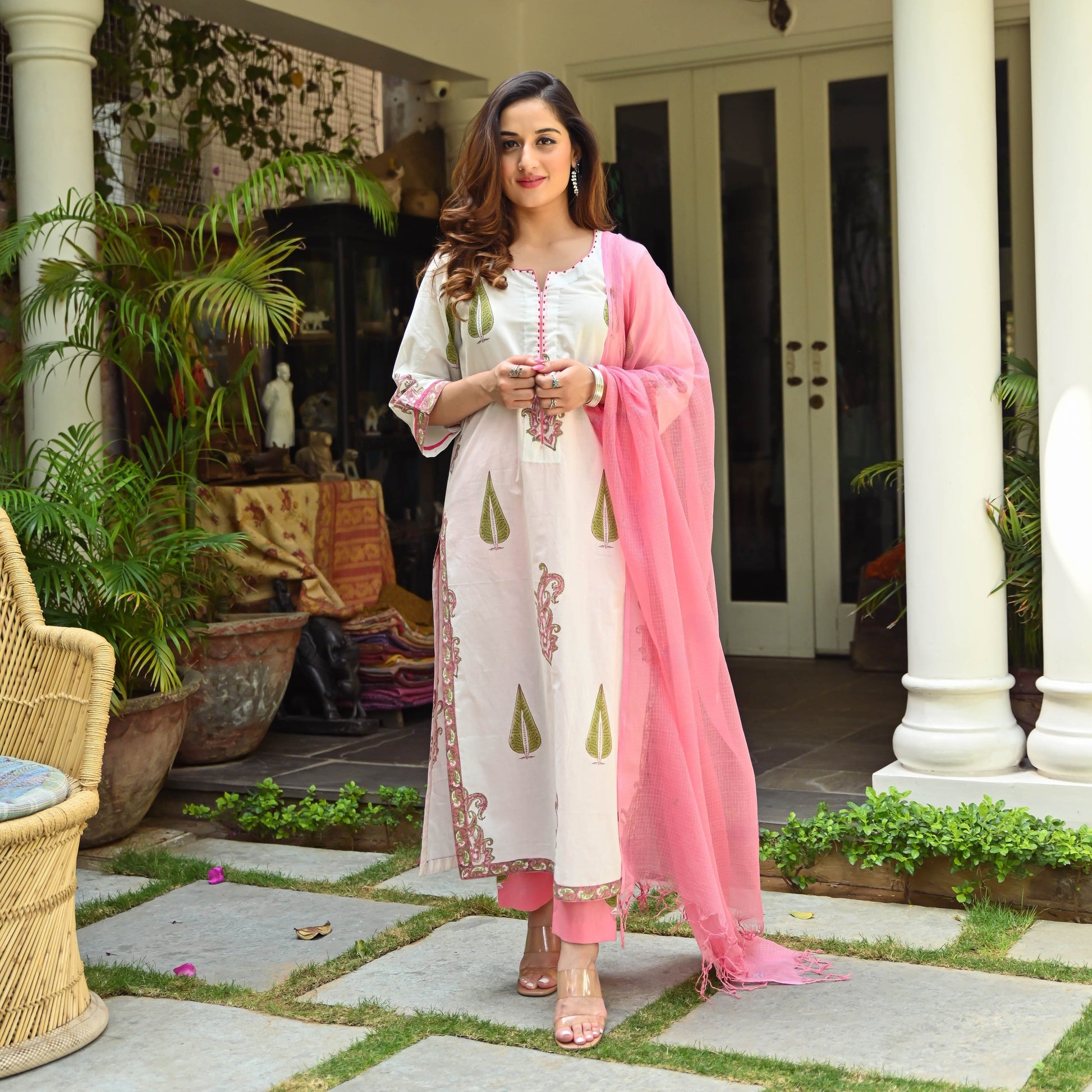 Indian Clothing Malishka Women's Pink Cotton Floral Printed Kurta Pant Set With Dupatta - White - Malishka