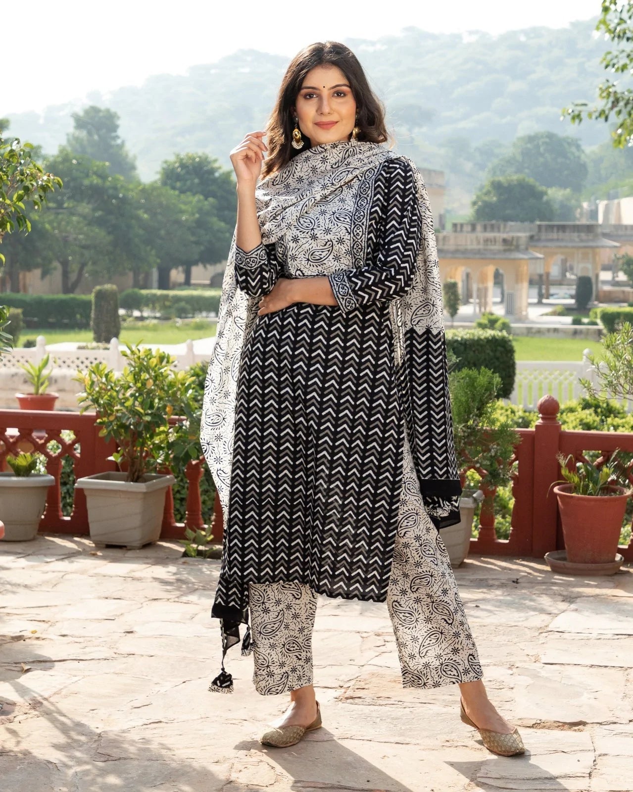 Indian Clothing Malishka Womens Black Cotton Printed Kurta and Pant Set with Dupatta - Black - Swadesiicart