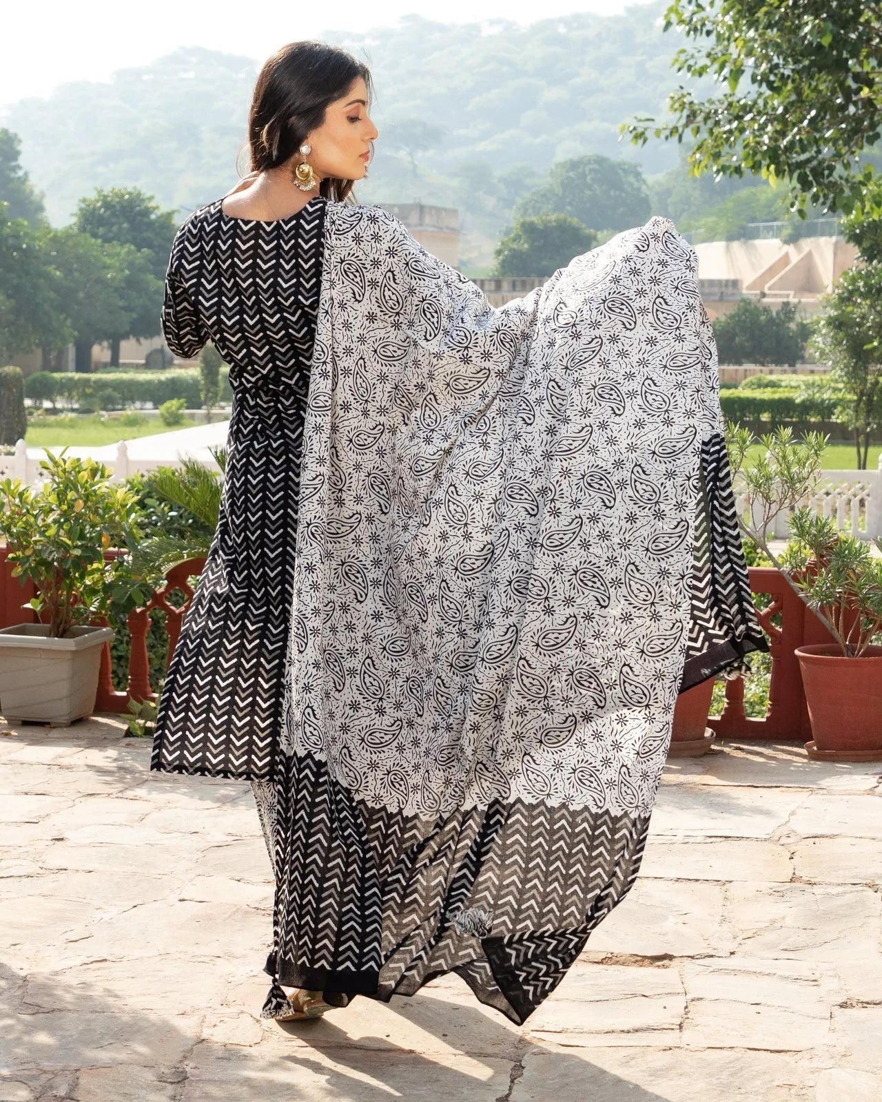 Indian Clothing Malishka Womens Black Cotton Printed Kurta and Pant Set with Dupatta - Black - Swadesiicart