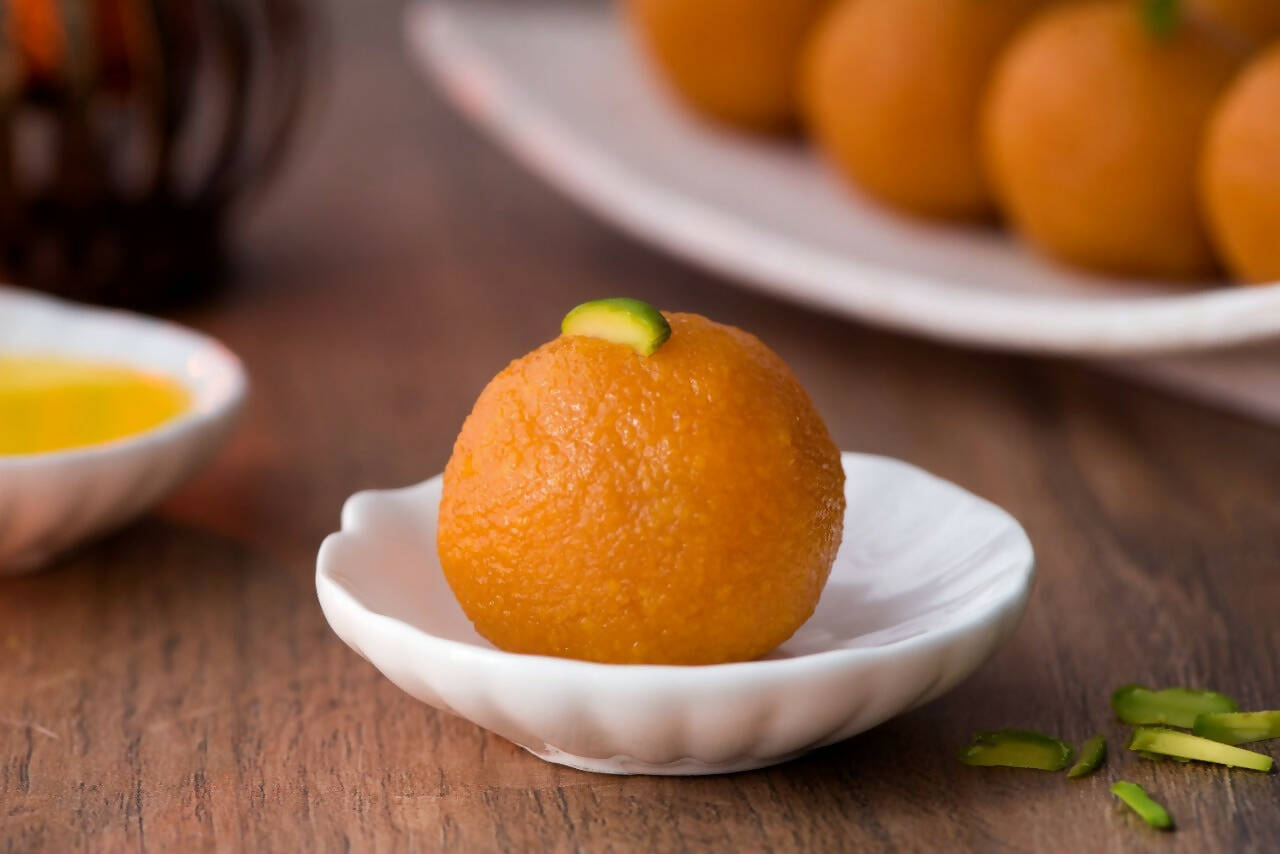 Olive Mithai Moti Choor Laddu | Swadesiicart
