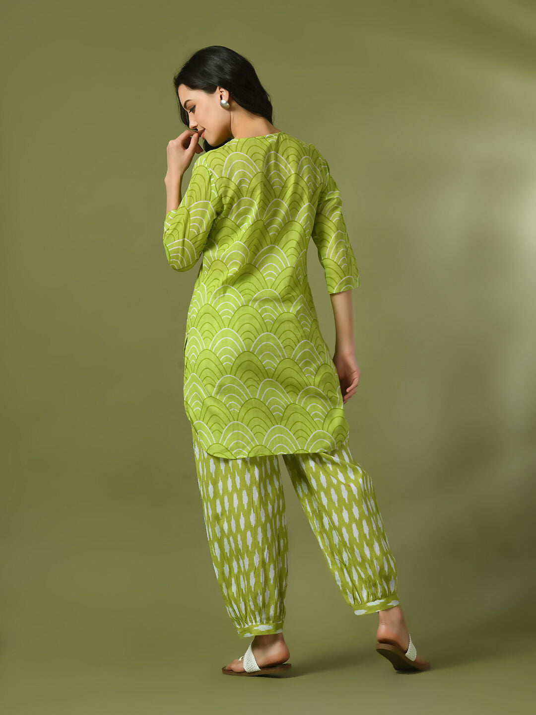 Myshka Women's Green Printed Cotton Round Neck Party Tunic With Trousers Co-ord set - Swadesiicart