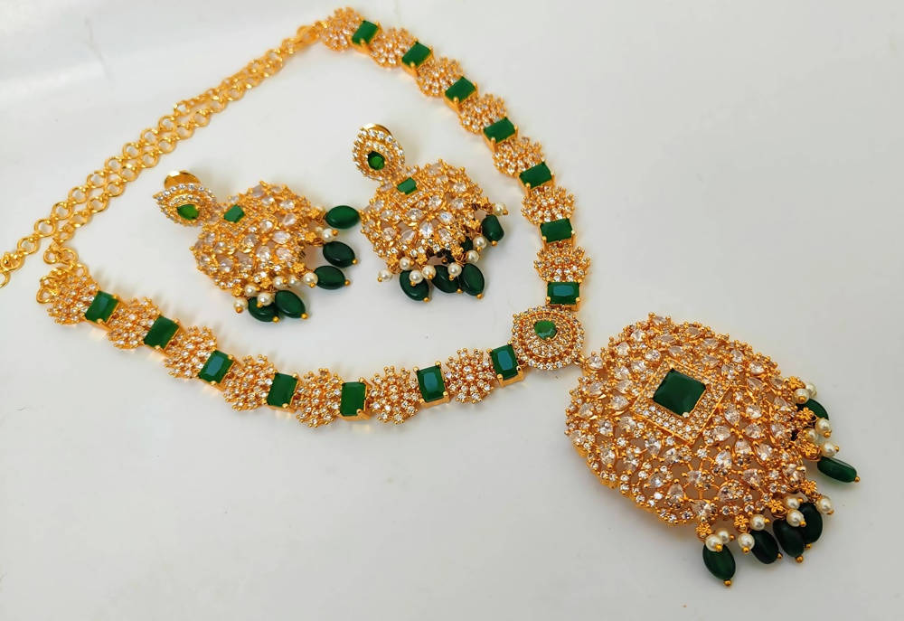Uncut & Emerald Designer Necklace Set - Mokshi Collections