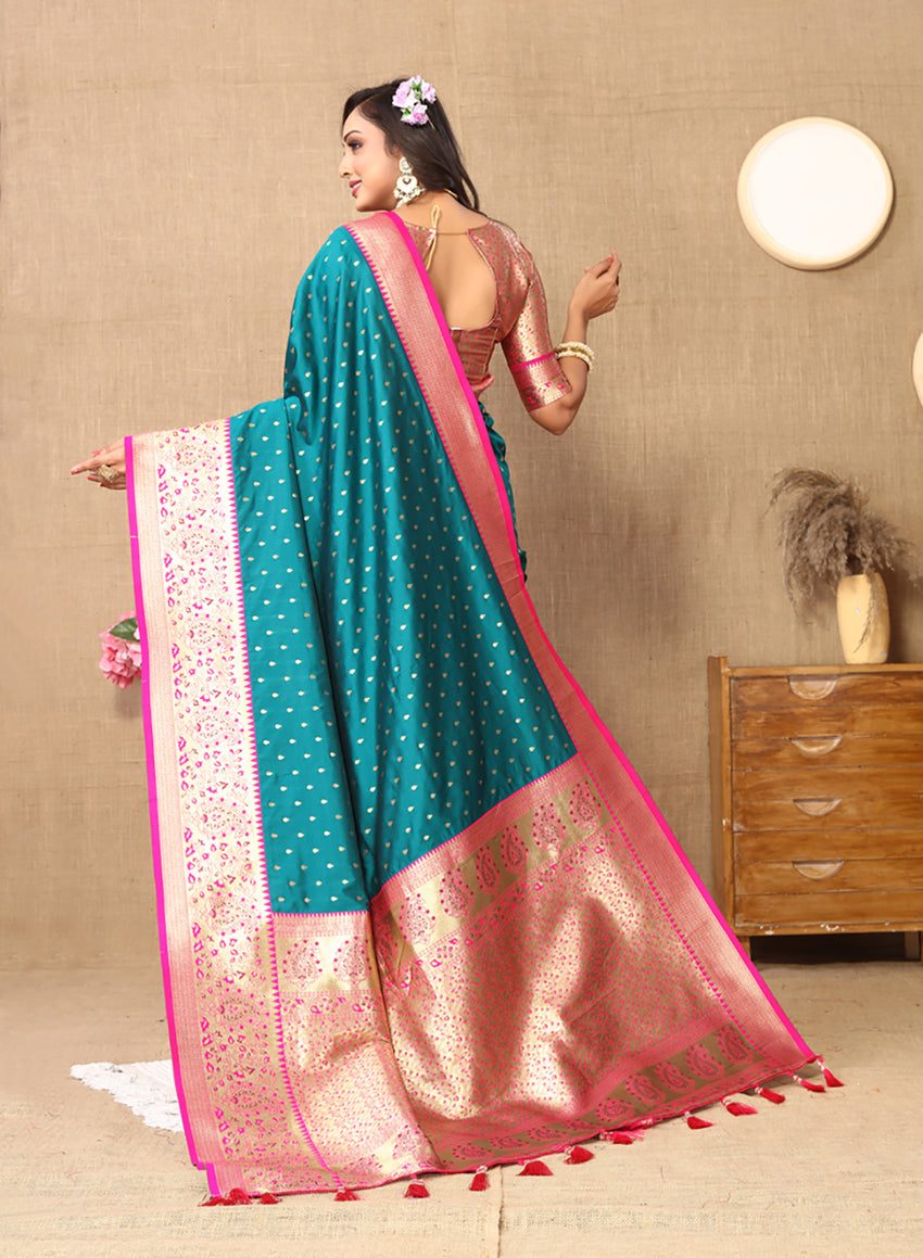 Lorenvalley Fashion Rama Soft Silk weaving Design Rich Zari Weaving Saree - Swadesiicart
