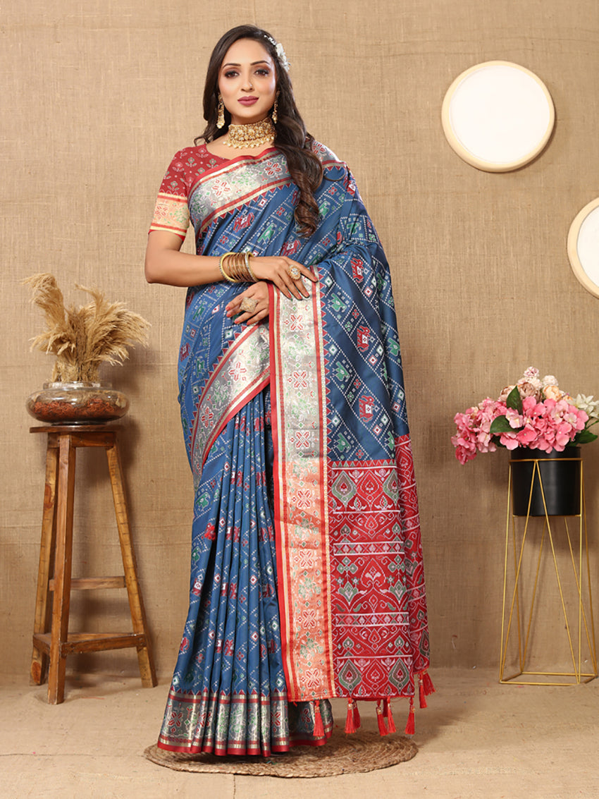 Lorenvalley Fashion Rama Patola Silk Woven Design with Zari Meenakari Weaving motifs Pallu Saree - Swadesiicart
