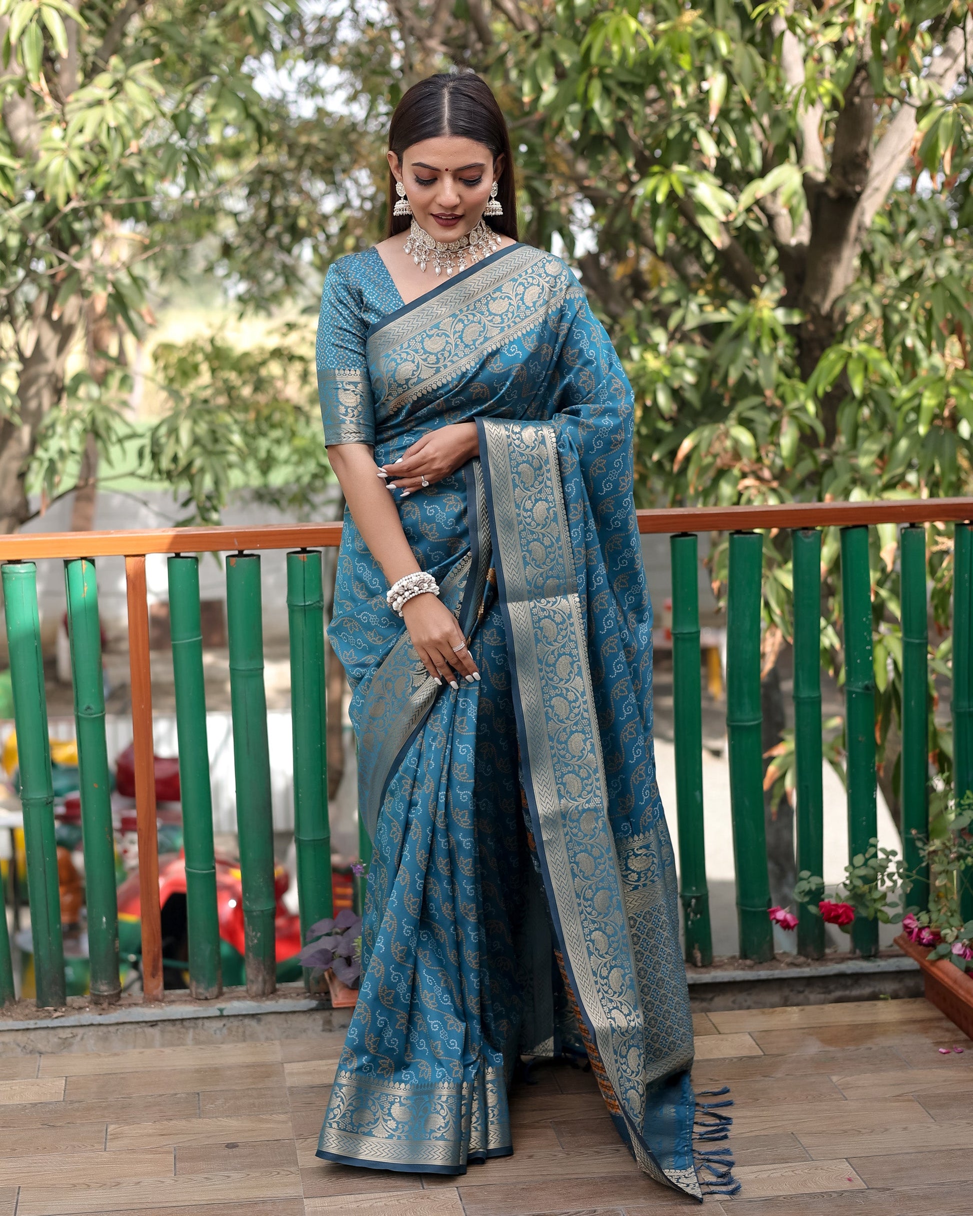 Lorenvalley Premium Bandhej Patola Silk Sarees with kanchi Borders and Contrast Zari Weaving borders Saree - Rama - Swadesiicart