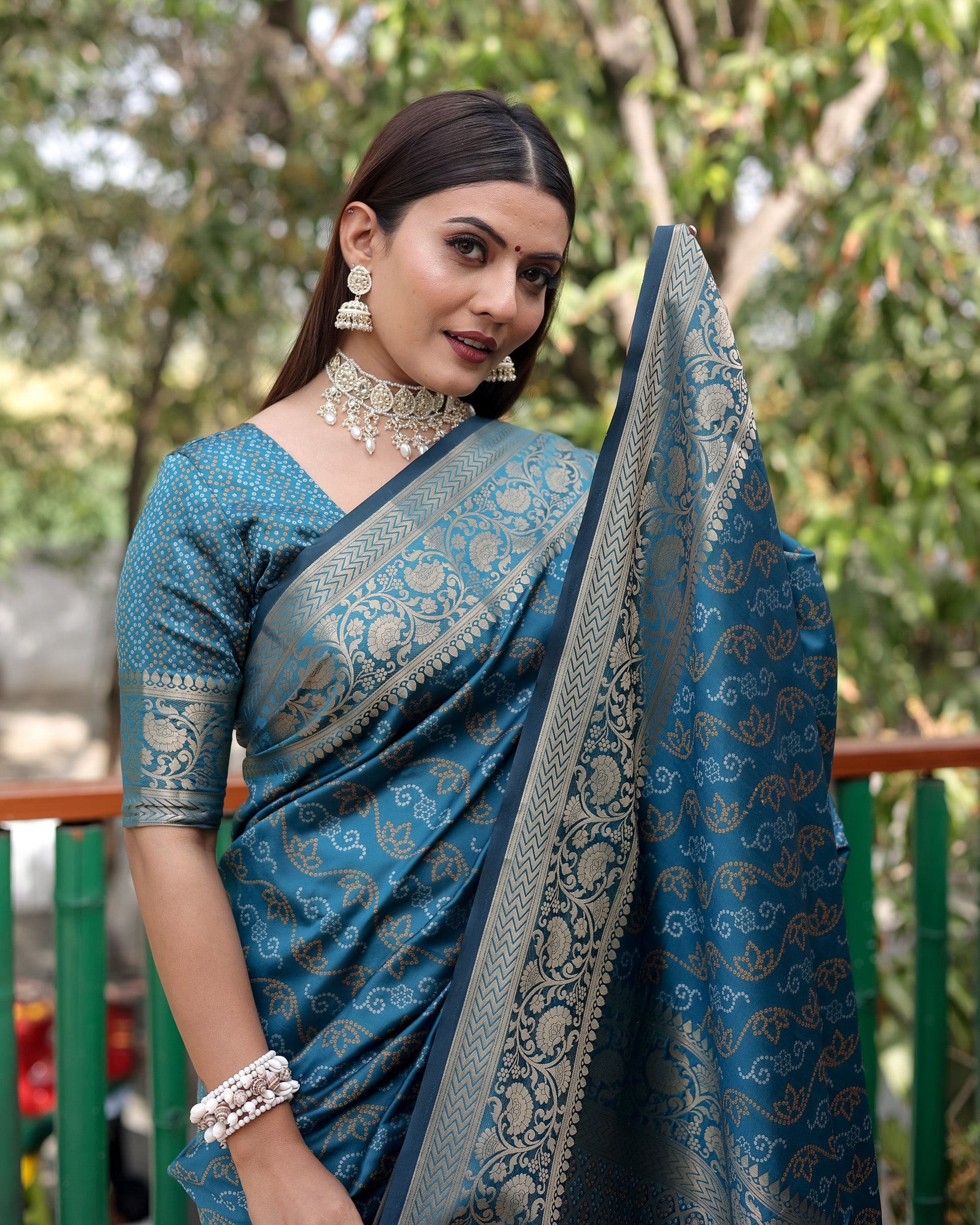 Lorenvalley Premium Bandhej Patola Silk Sarees with kanchi Borders and Contrast Zari Weaving borders Saree - Rama - Swadesiicart