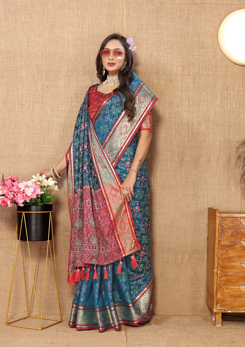 Lorenvalley Fashion Rama Patola Silk Woven Design with Zari Meenakari Weaving motifs Pallu Saree - Swadesiicart