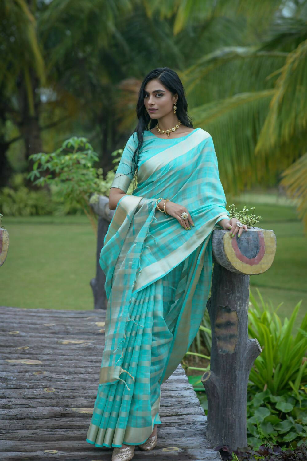 Vishnu Weaves Women's Firozi Organza Silk Zari Woven Saree with Blouse - Swadesiicart