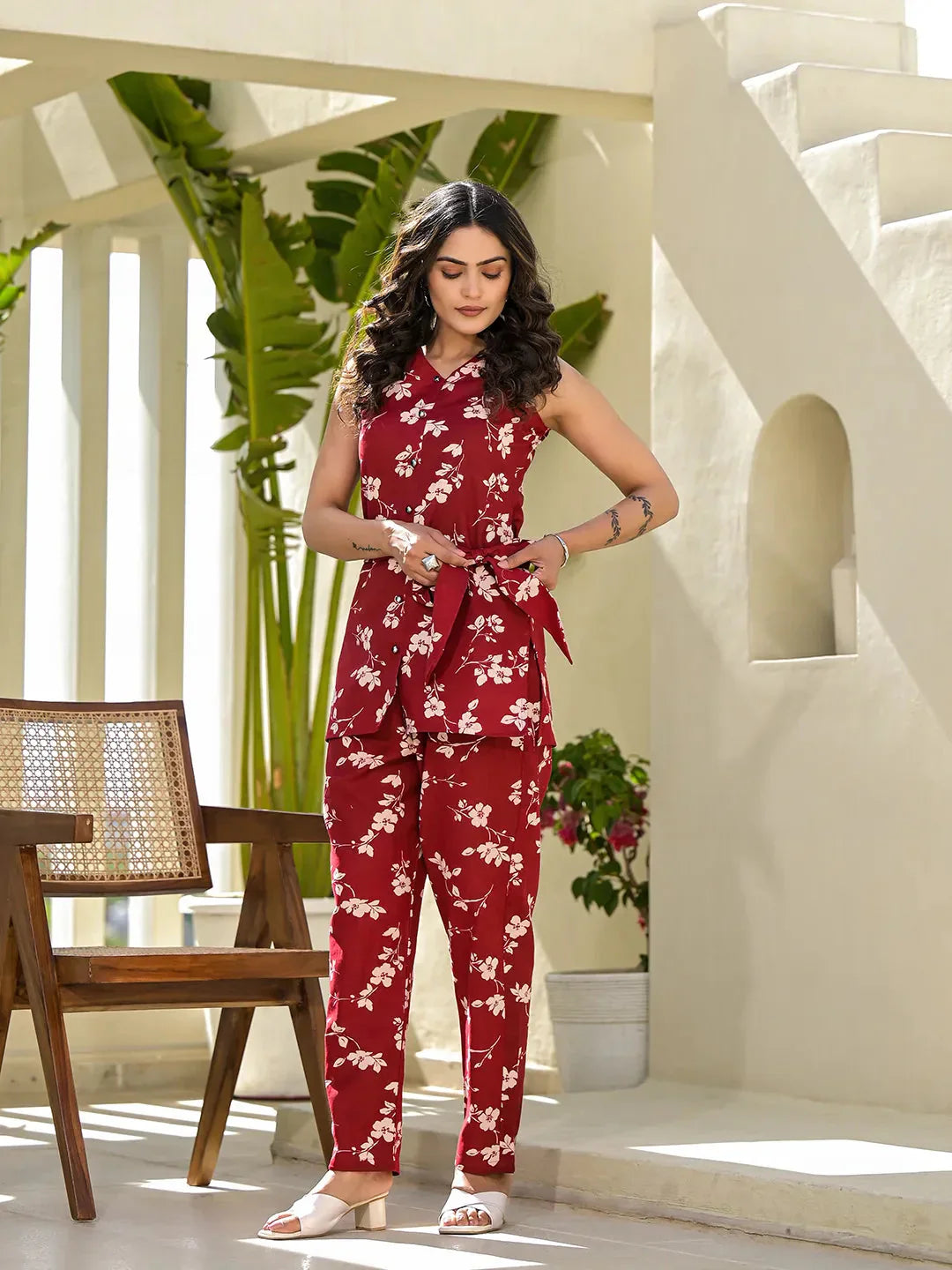 Yufta Red Cotton Floral Print Comes With A Belt Co-Ord Set - Swadesiicart