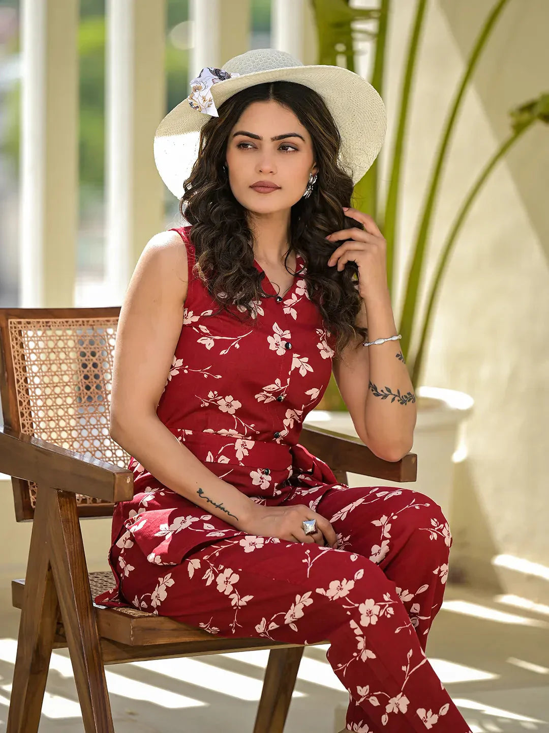 Yufta Red Cotton Floral Print Comes With A Belt Co-Ord Set - Swadesiicart