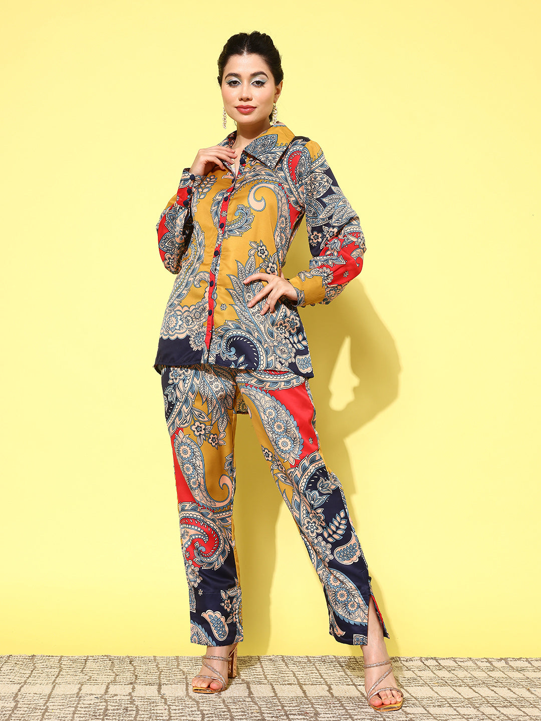 Yufta Red Paisley Printed Satin Co-Ords - Swadesiicart