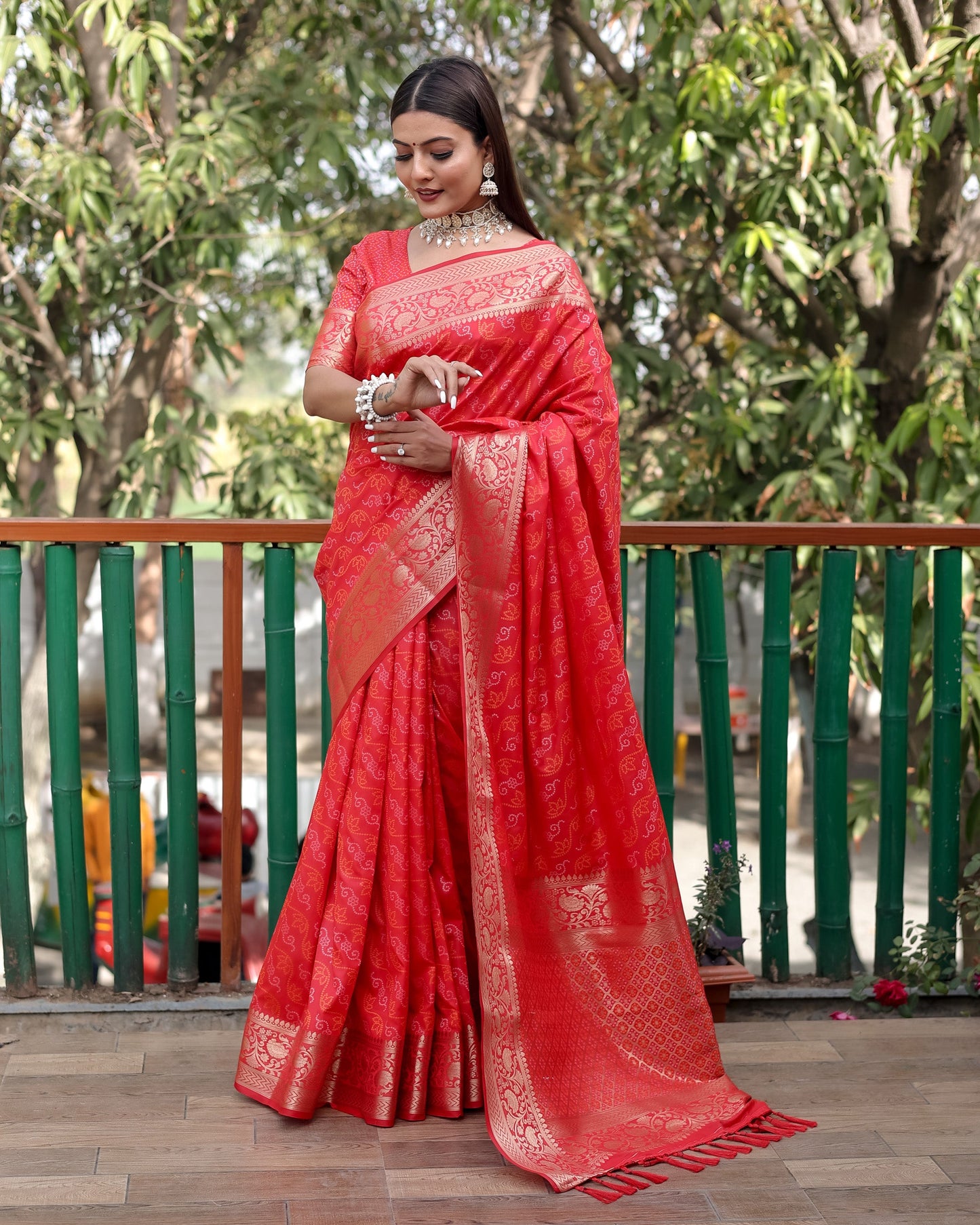 Lorenvalley Premium Bandhej Patola Silk Sarees with kanchi Borders and Contrast Zari Weaving borders Saree - Red - Swadesiicart