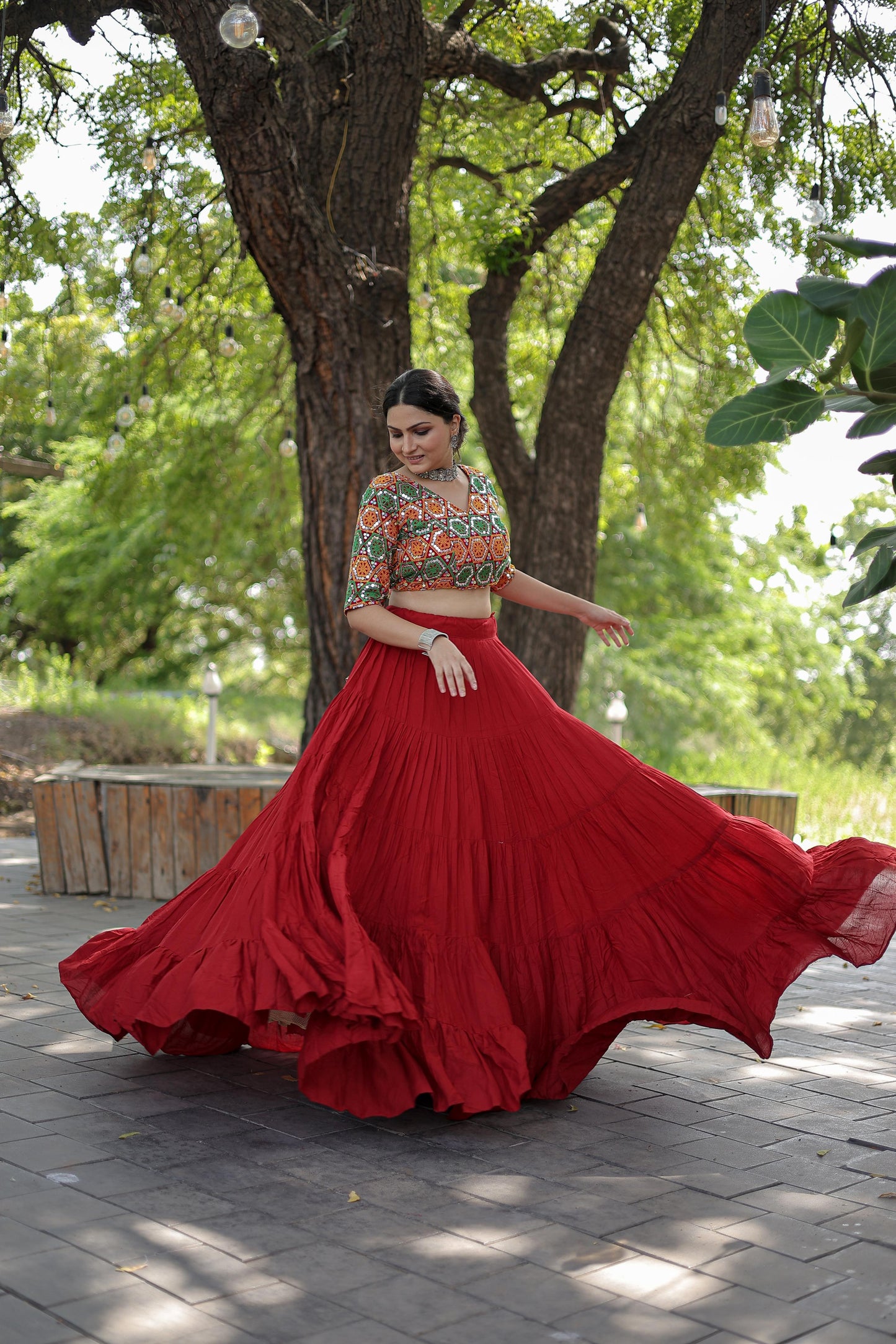 Lorenvalley Red Premium Rayon Lehenga with Georgette Embroidered Traditional Thread work Choli | Swadesiicart