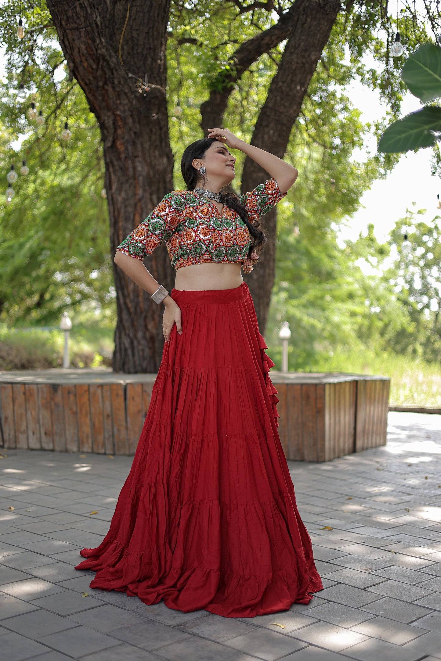 Lorenvalley Red Premium Rayon Lehenga with Georgette Embroidered Traditional Thread work Choli | Swadesiicart