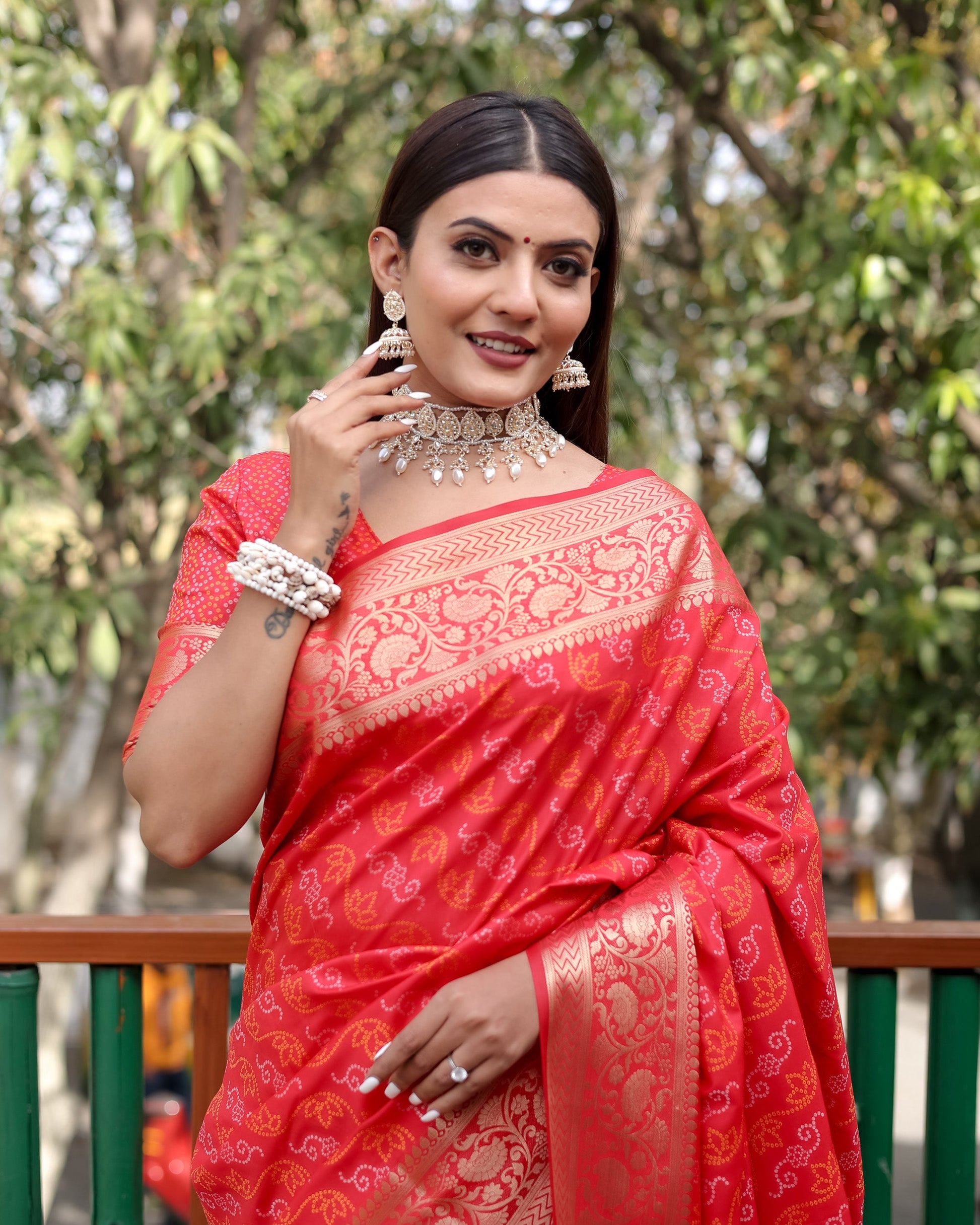 Lorenvalley Premium Bandhej Patola Silk Sarees with kanchi Borders and Contrast Zari Weaving borders Saree - Red - Swadesiicart