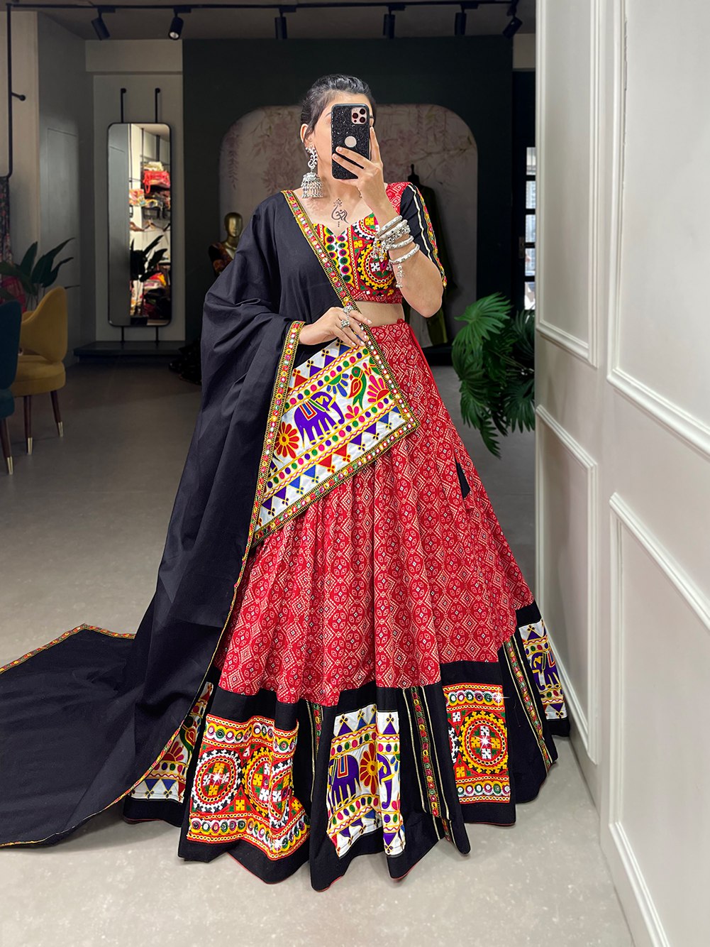Lorenvalley Red Pure Cotton Lehenga Choli Embellishes With Gamthi Work And Mirror Work Touch Up To Make Everyone Feel The Stories Of Navratri Traditions | Swadesiicart