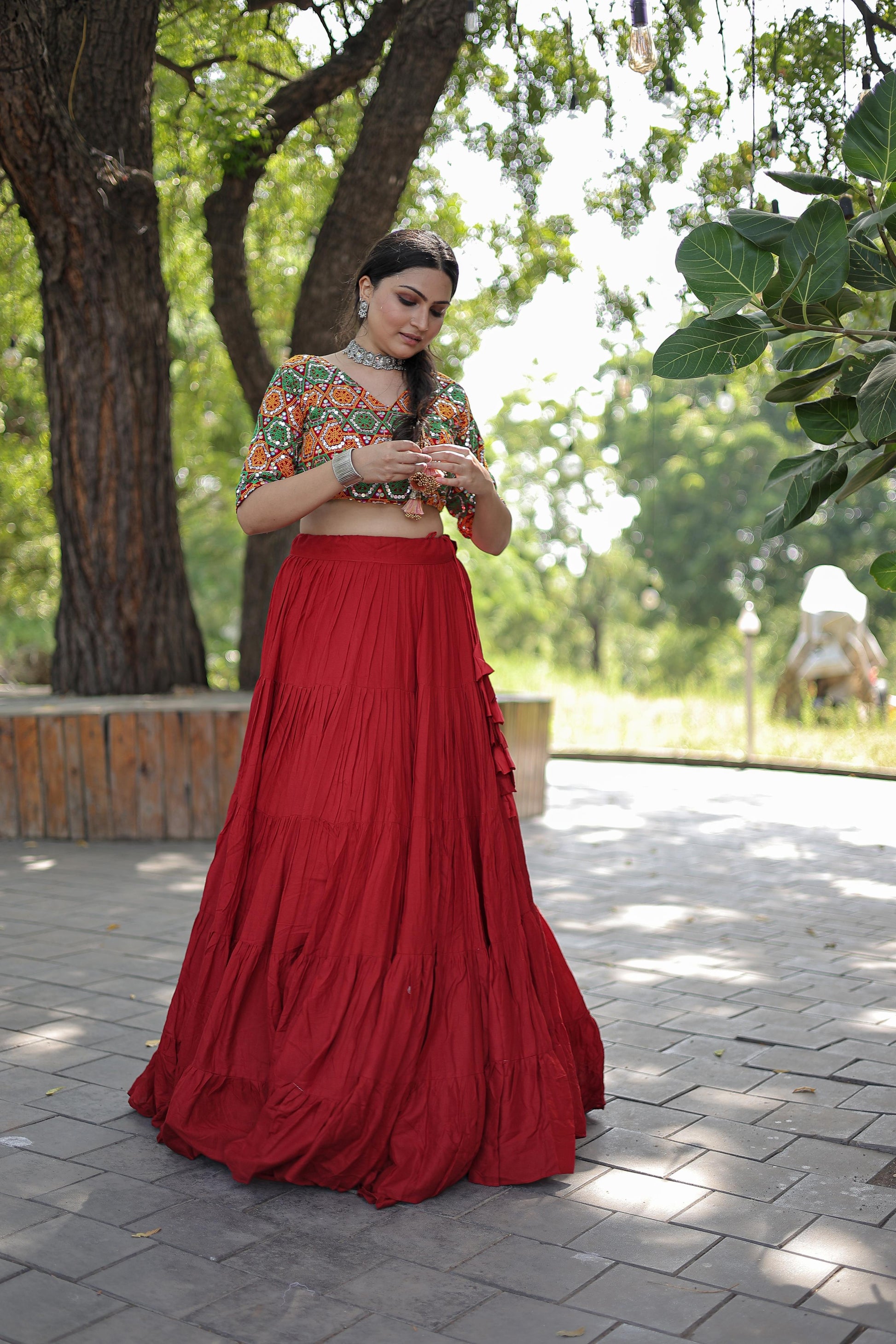 Lorenvalley Red Premium Rayon Lehenga with Georgette Embroidered Traditional Thread work Choli | Swadesiicart