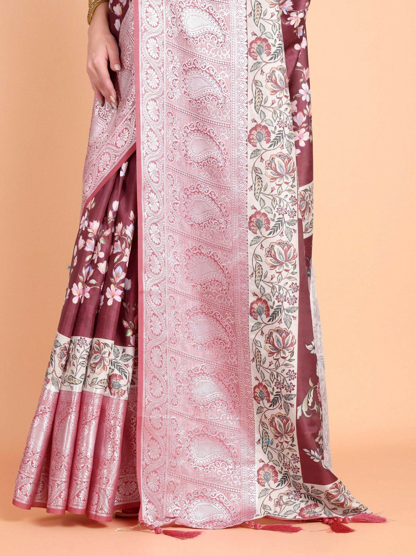 Vamsee Bhavi Maroon Georgette Saree - Swadesiicart
