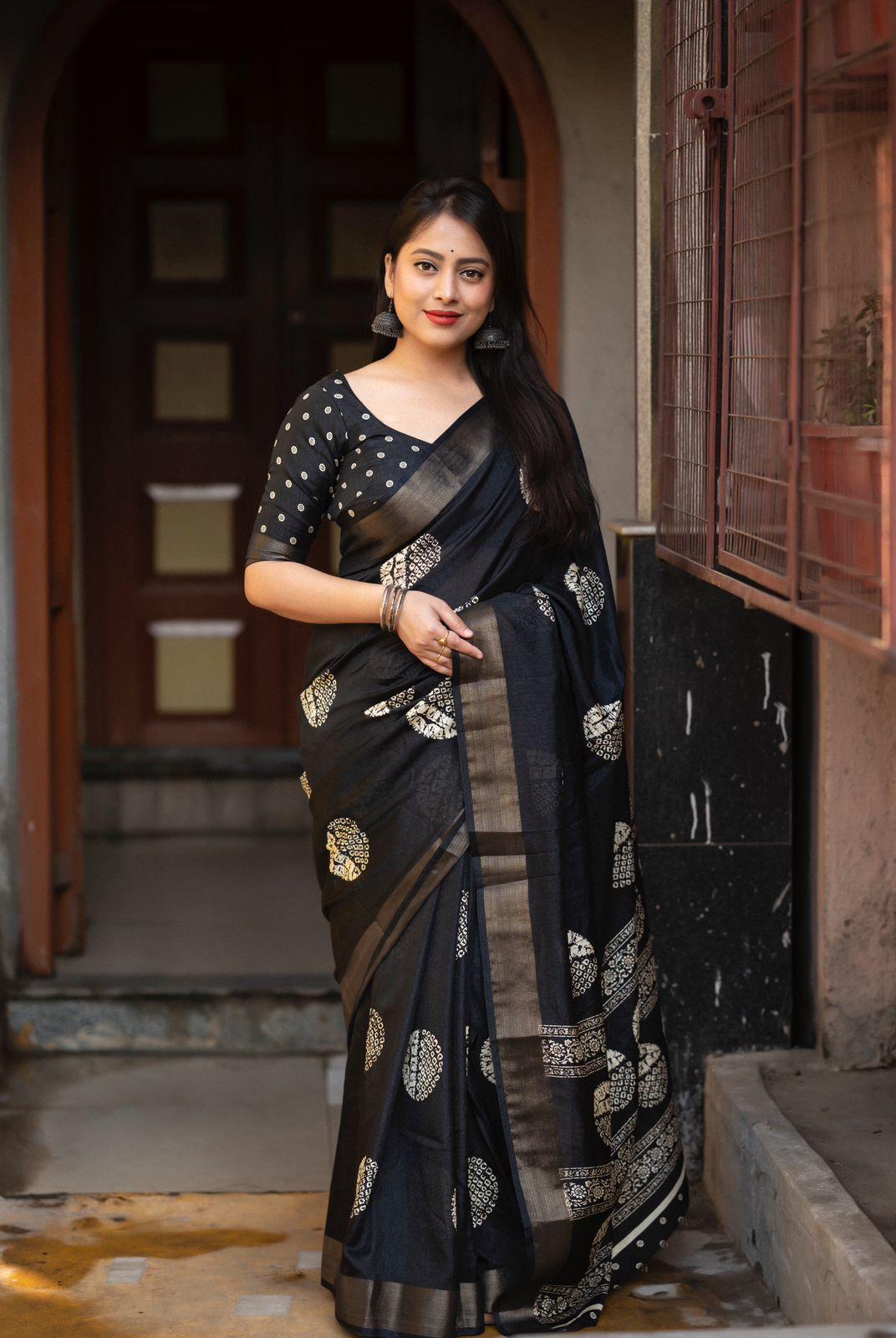 Black Cotton Crepe Batik Print Saree with Unstitched Blouse - Hiral Fashion | Swadesiicart