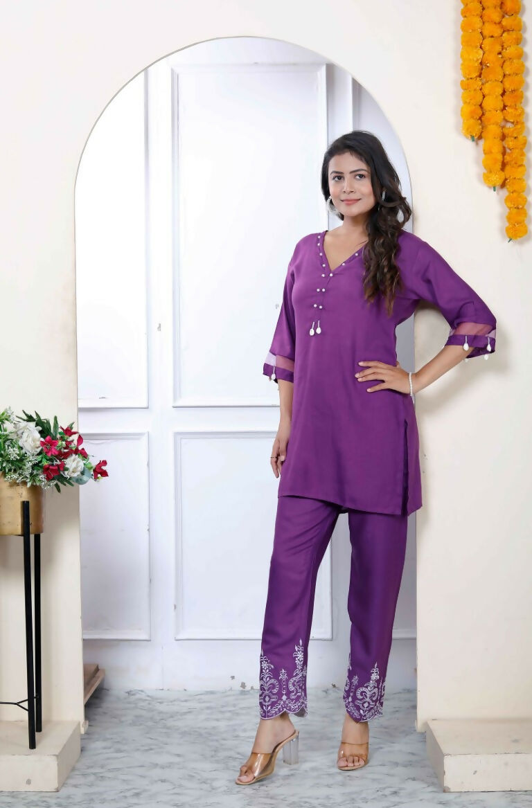 Miravan Women's Purple Solid Rayon Straight Co-Ord Set - Swadesiicart