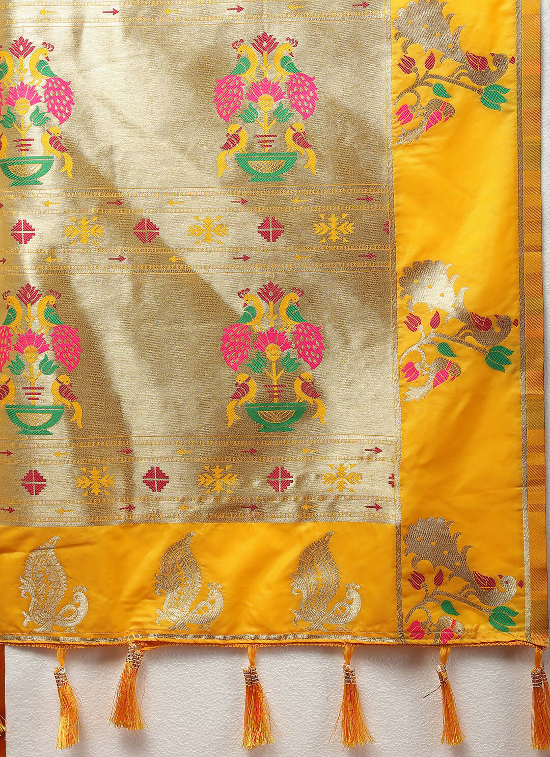 Lorenvalley Fashion Gold Soft Paithani Silk Woven Design Gold Zari Meenakari Weaving Saree - Swadesiicart