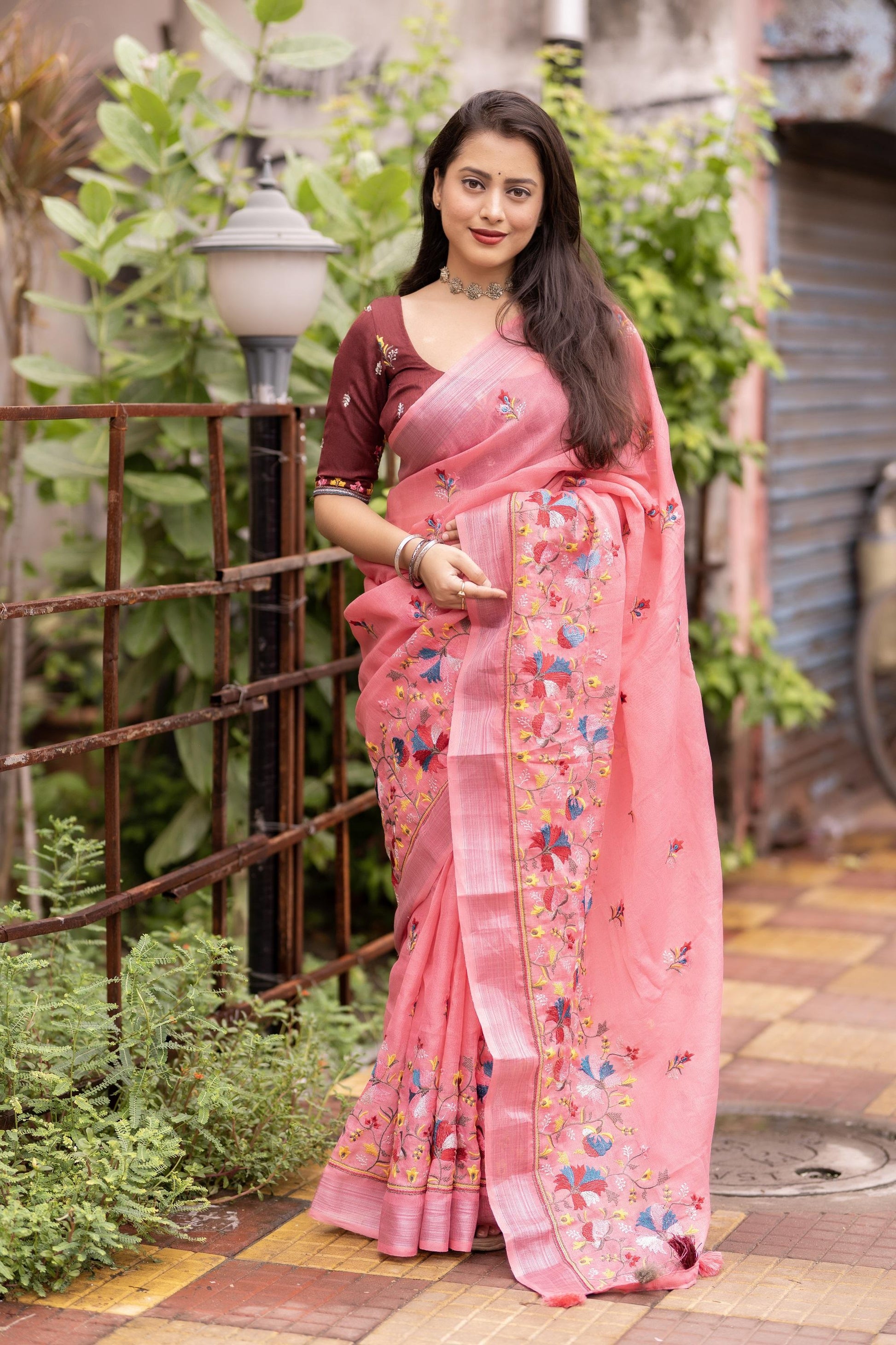 Pink Pure Linen Ethnic Motifs Saree with Unstitched Blouse - Hiral Fashion | Swadesiicart