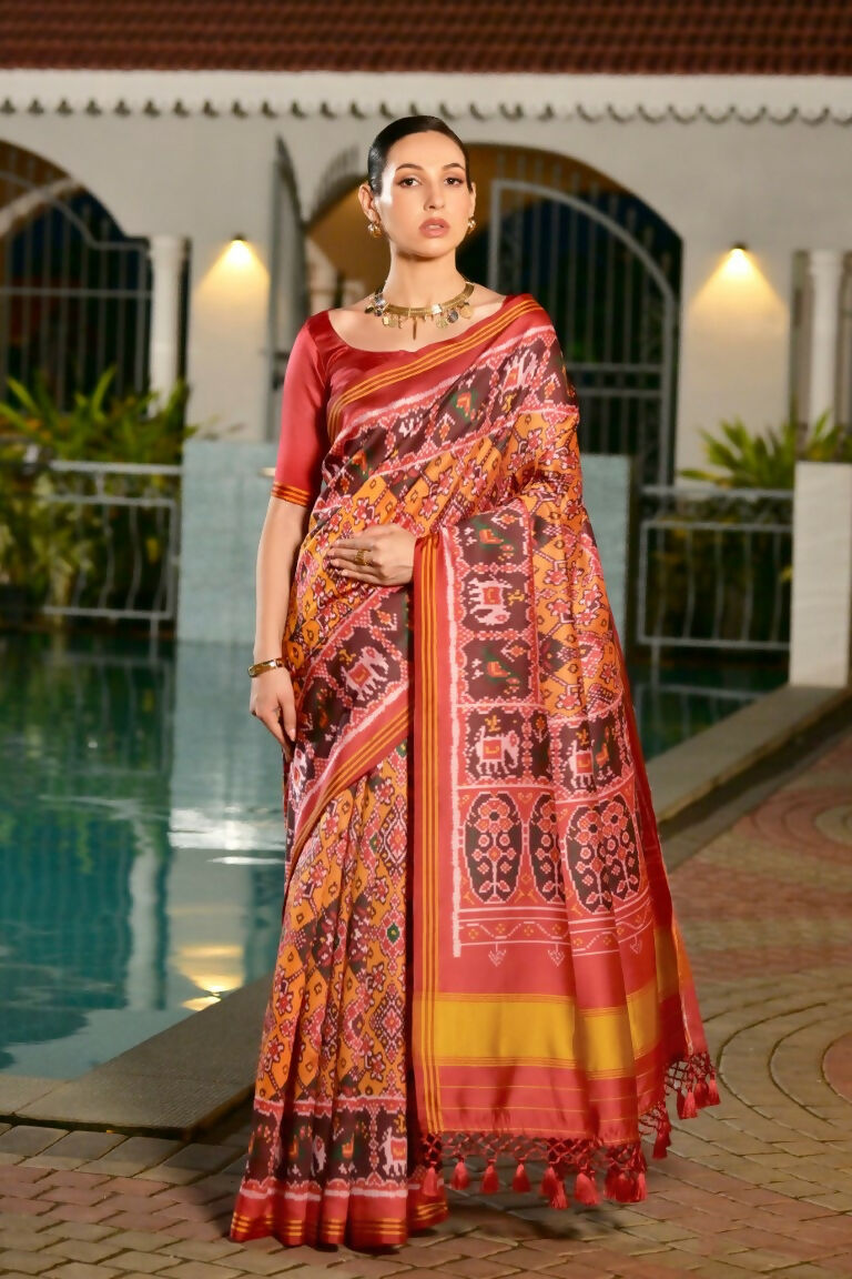 Vishnu Weaves Women's Mustard Banarasi Silk Patola Printed Saree with Blouse - Swadesiicart