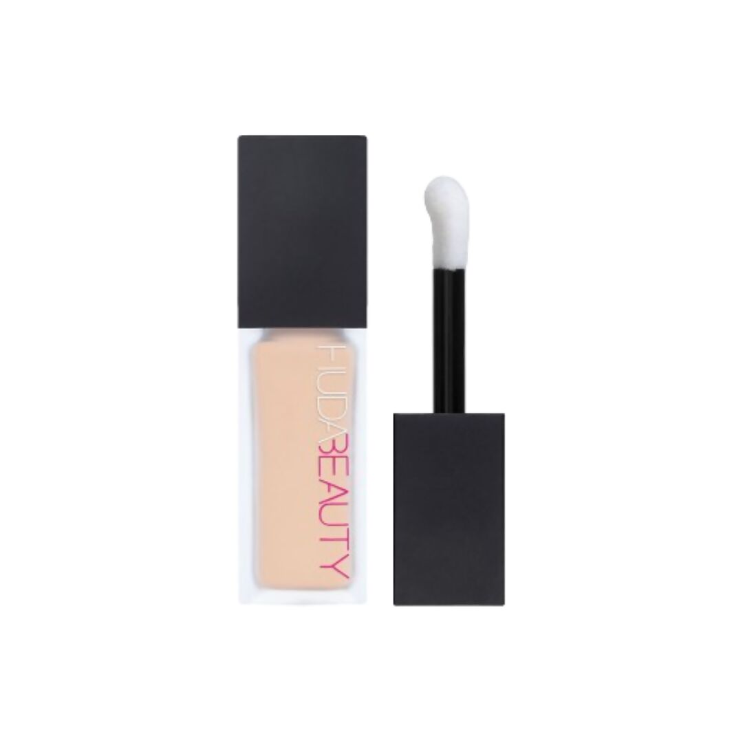 Huda Beauty Faux Filter Concealer - Honey | Swadesiicart