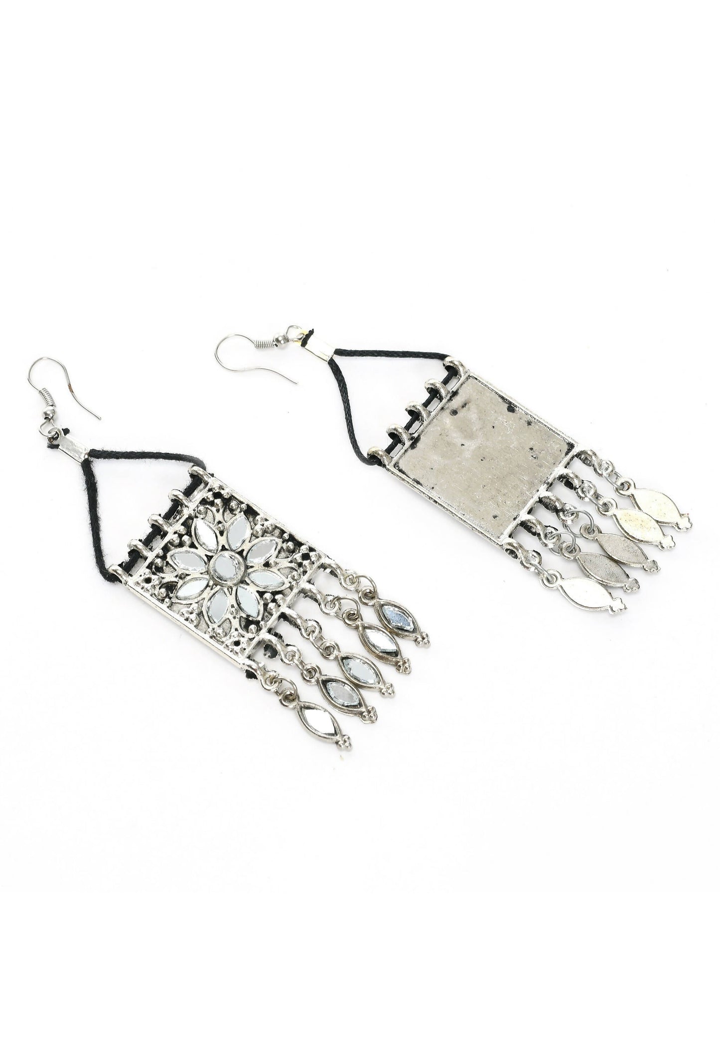 Mominos Fashion Johar Kamal Women Silver-Plated Brass Finish Mirror Work Choker | Swadesiicart
