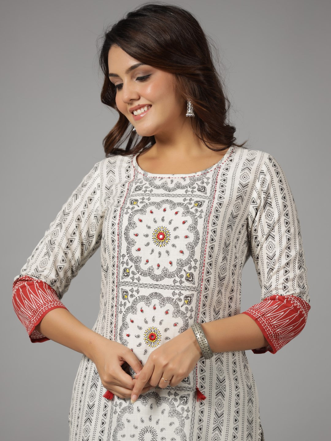 Juniper Women's White Ethnic Motif Printed Rayon Slub Kurta With Beads & Sequins - Swadesiicart