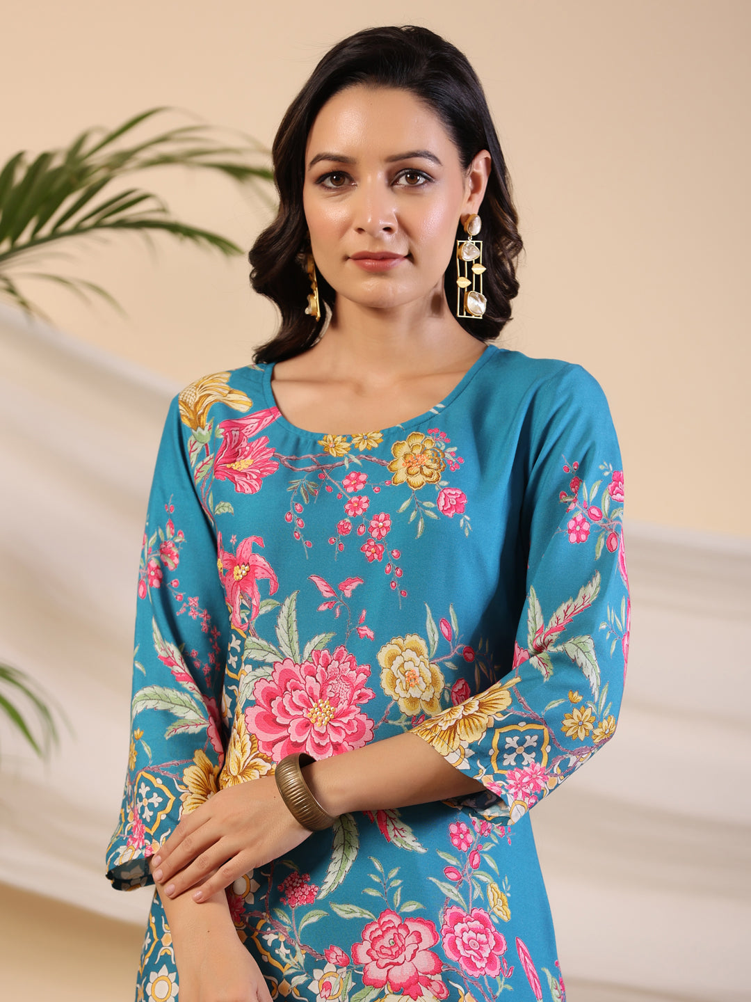 Juniper Women's Blue Rayon Floral Printed Straight Kurta - Swadesiicart