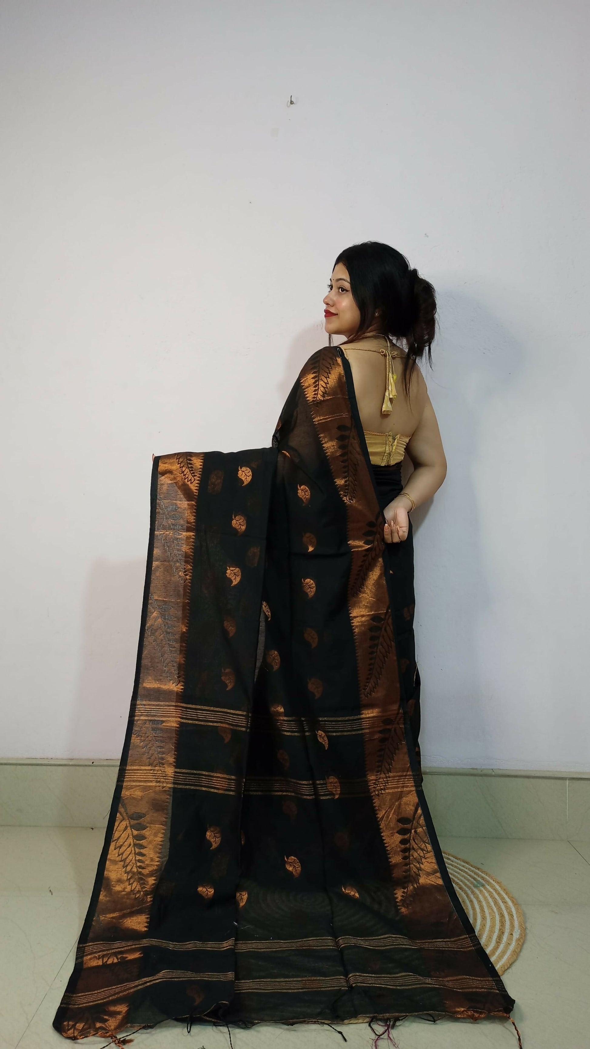 Exclusive Collection Beautiful Black Cotton Silk Woven Handloom Saree With Running Blouse Piece - Swadesiicart
