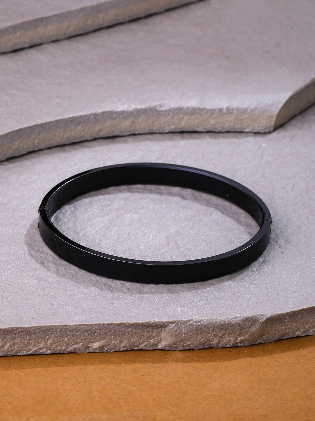 NVR Men's Black Metal Interlock Kada Bracelet - Swadesiicart