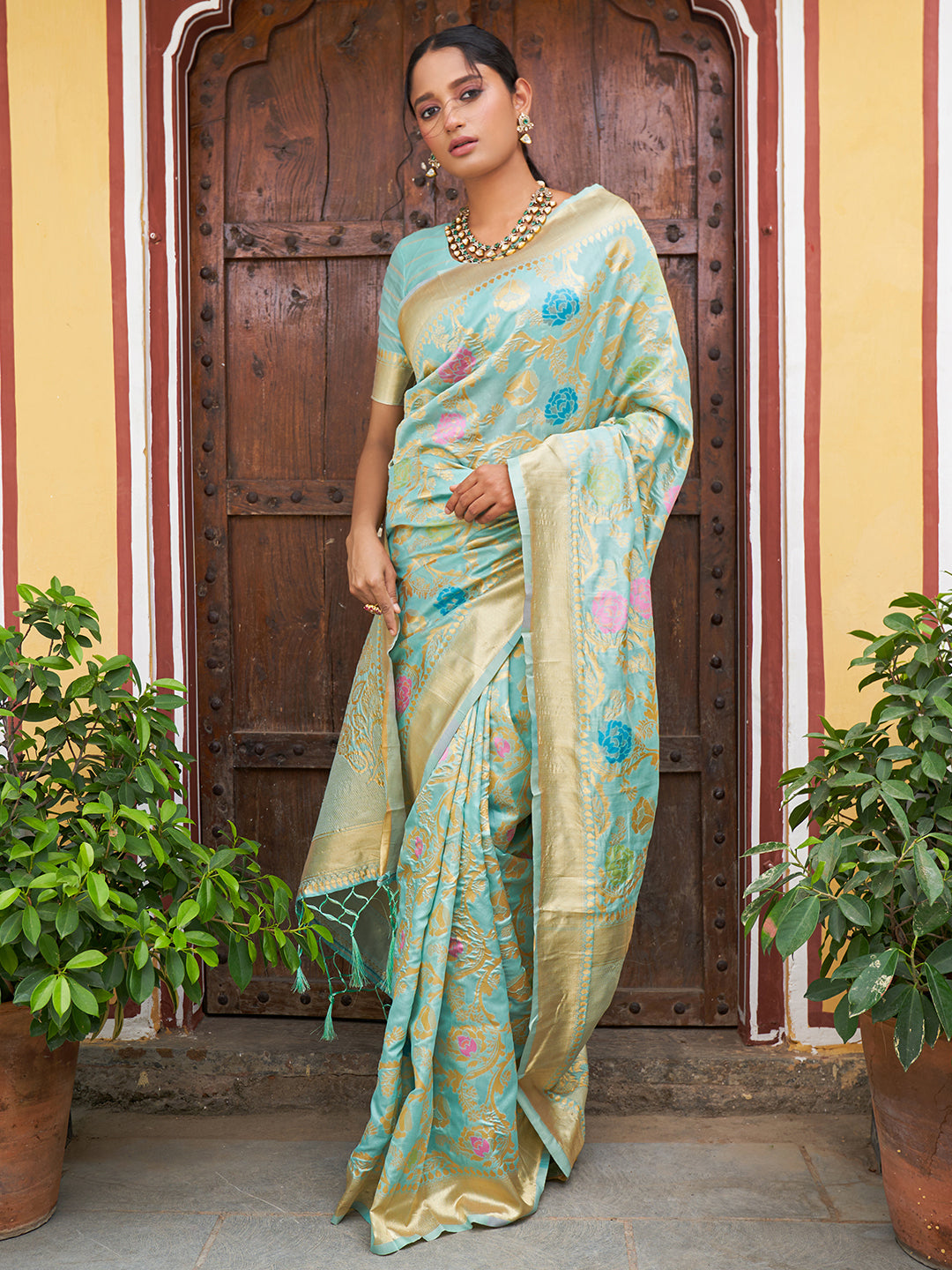 Janasya Sea Green Banarasi Silk Woven Floral Design Banarasi Saree | Swadesiicart
