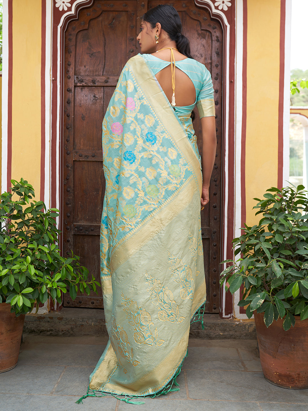 Janasya Sea Green Banarasi Silk Woven Floral Design Banarasi Saree | Swadesiicart