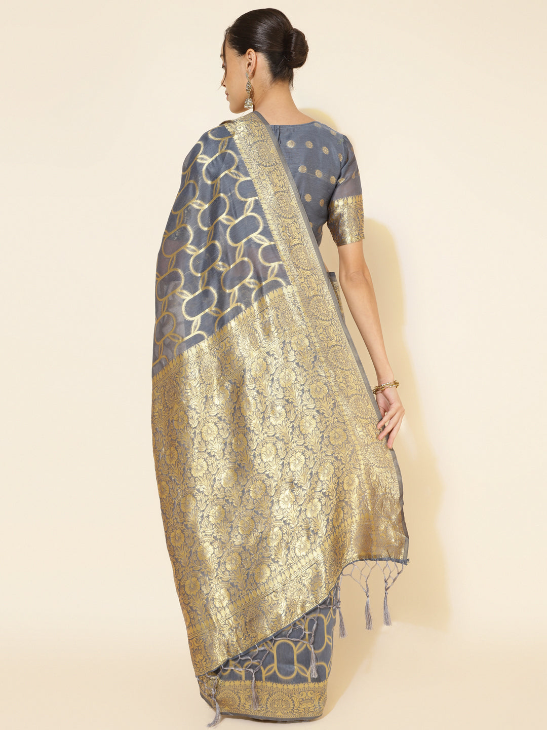 Janasya Grey Chanderi Silk Geometric Design Woven Design Saree | Swadesiicart