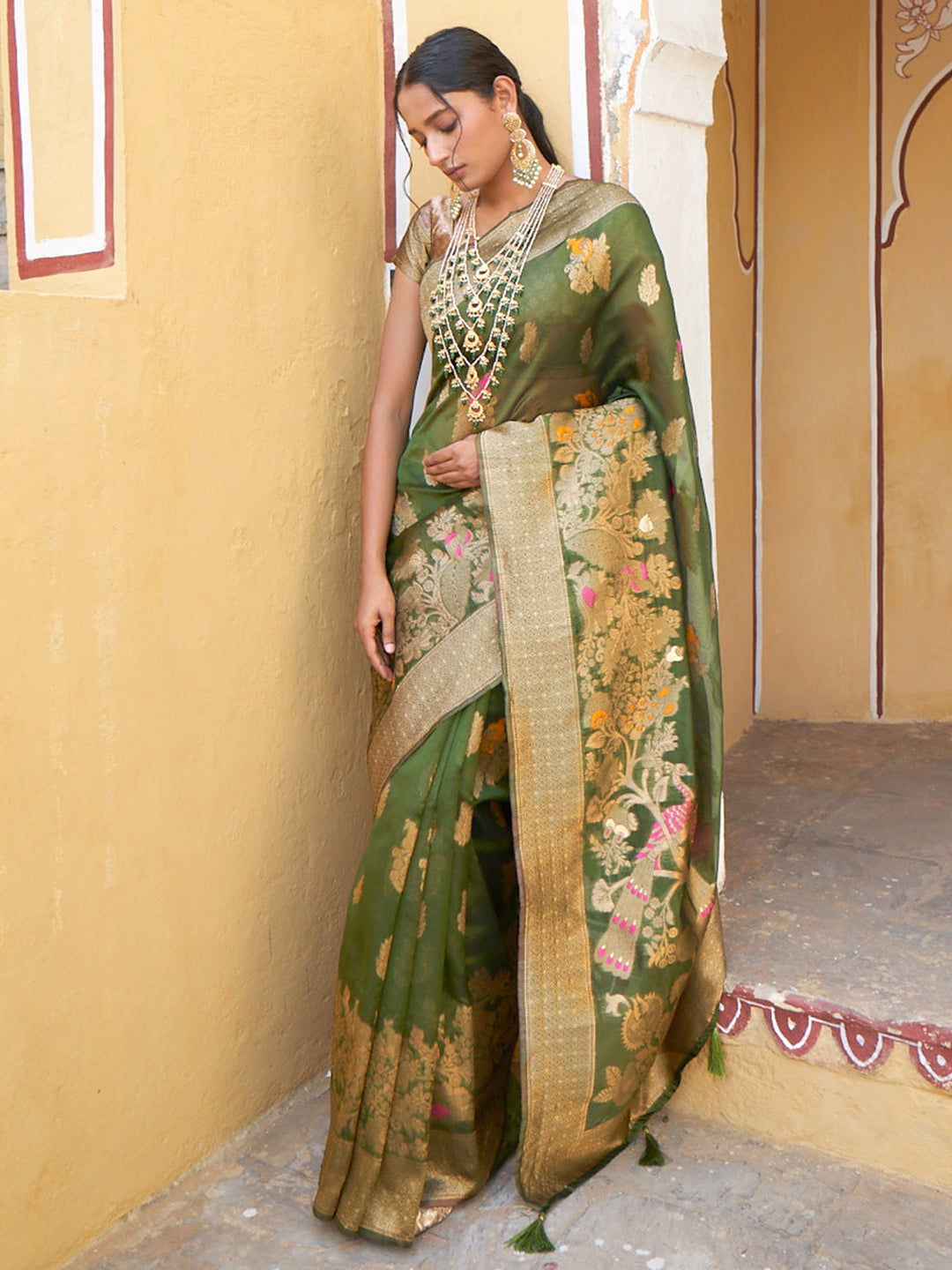 Janasya Mehendi Green Organza Woven Ethnic Kanjeevaram Saree | Swadesiicart