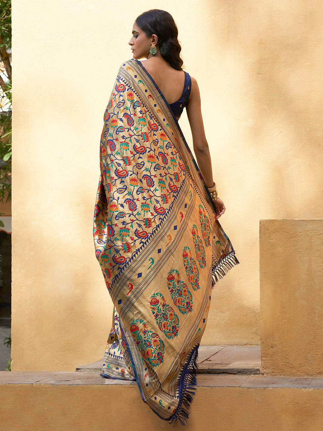 Janasya Golden Paithani Silk Woven Floral Design Paithani Silk Saree | Swadesiicart