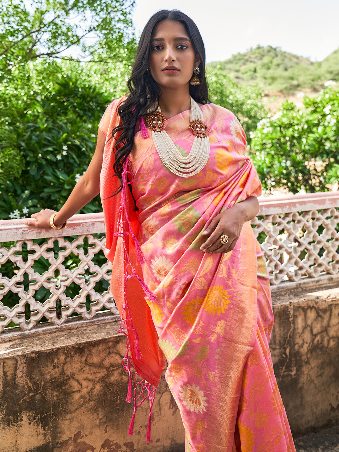 Janasya Light Pink Banarasi Silk Woven Floral Design Banarasi Saree | Swadesiicart