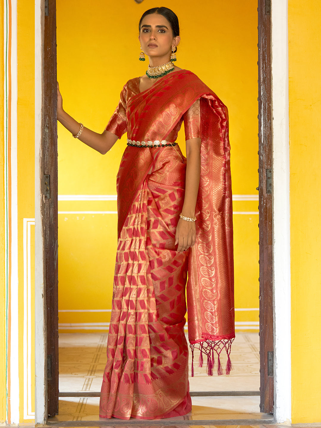 Janasya Pink Organza Woven Geometric Design Kanjeevaram Saree | Swadesiicart