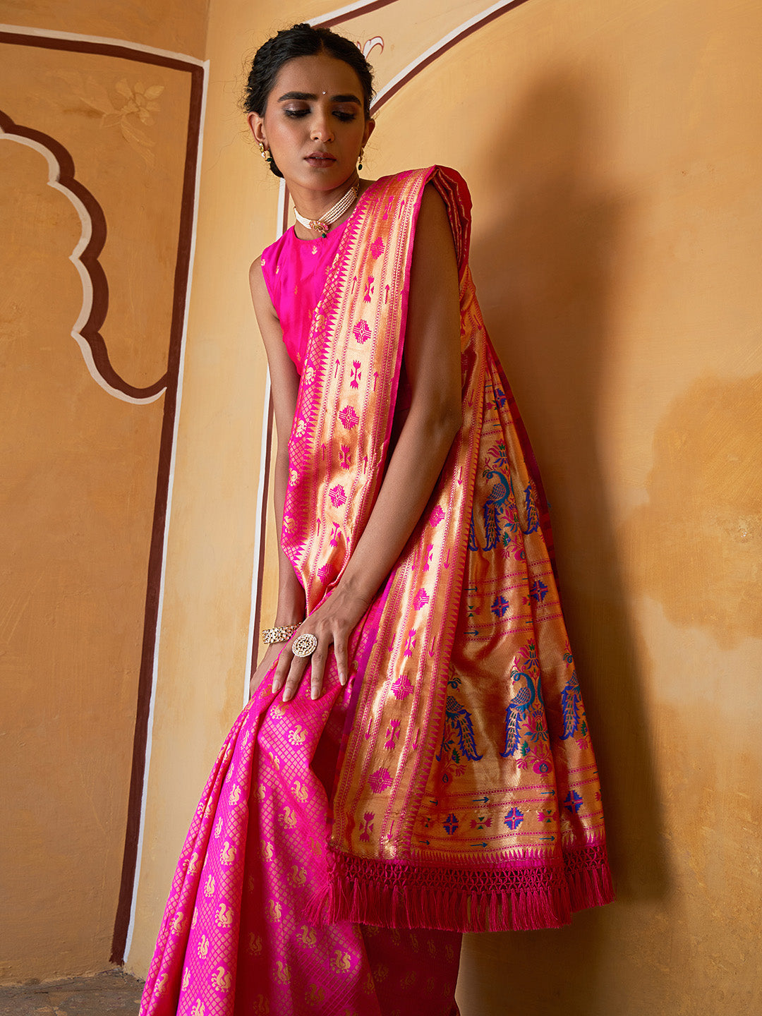 Janasya Fushia Pink Paithani Silk Woven Ethnic Motifs Paithani Silk Saree | Swadesiicart